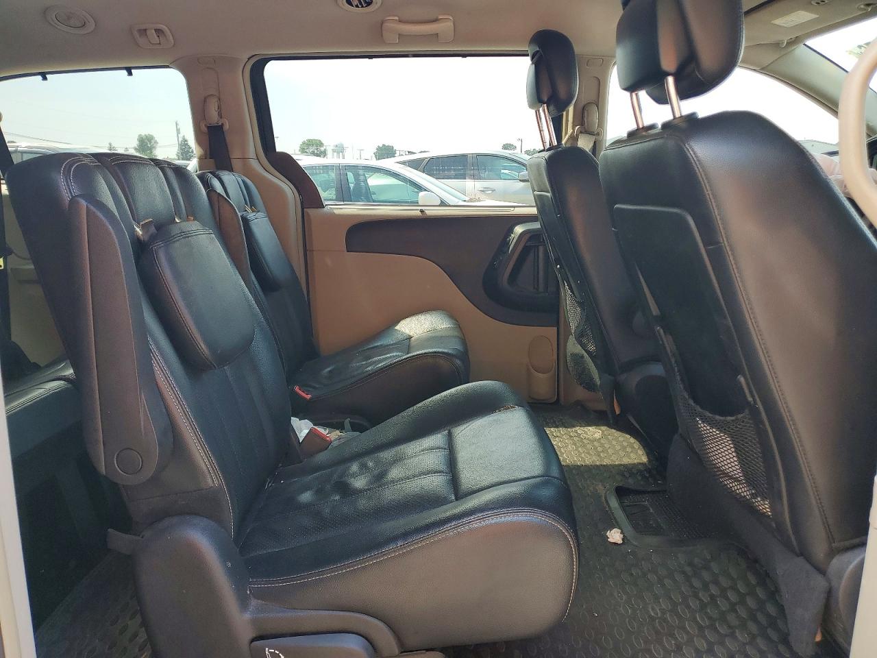 2014 Chrysler Town & Country Touring L Черный vin: 2C4RC1CG5ER409489