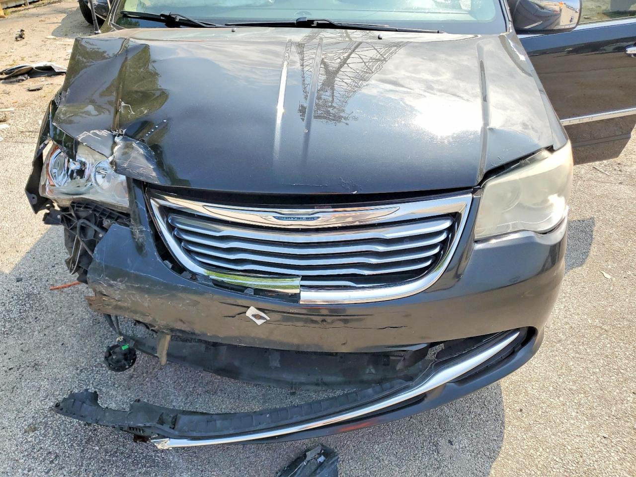 2014 Chrysler Town & Country Touring L Черный vin: 2C4RC1CG5ER409489