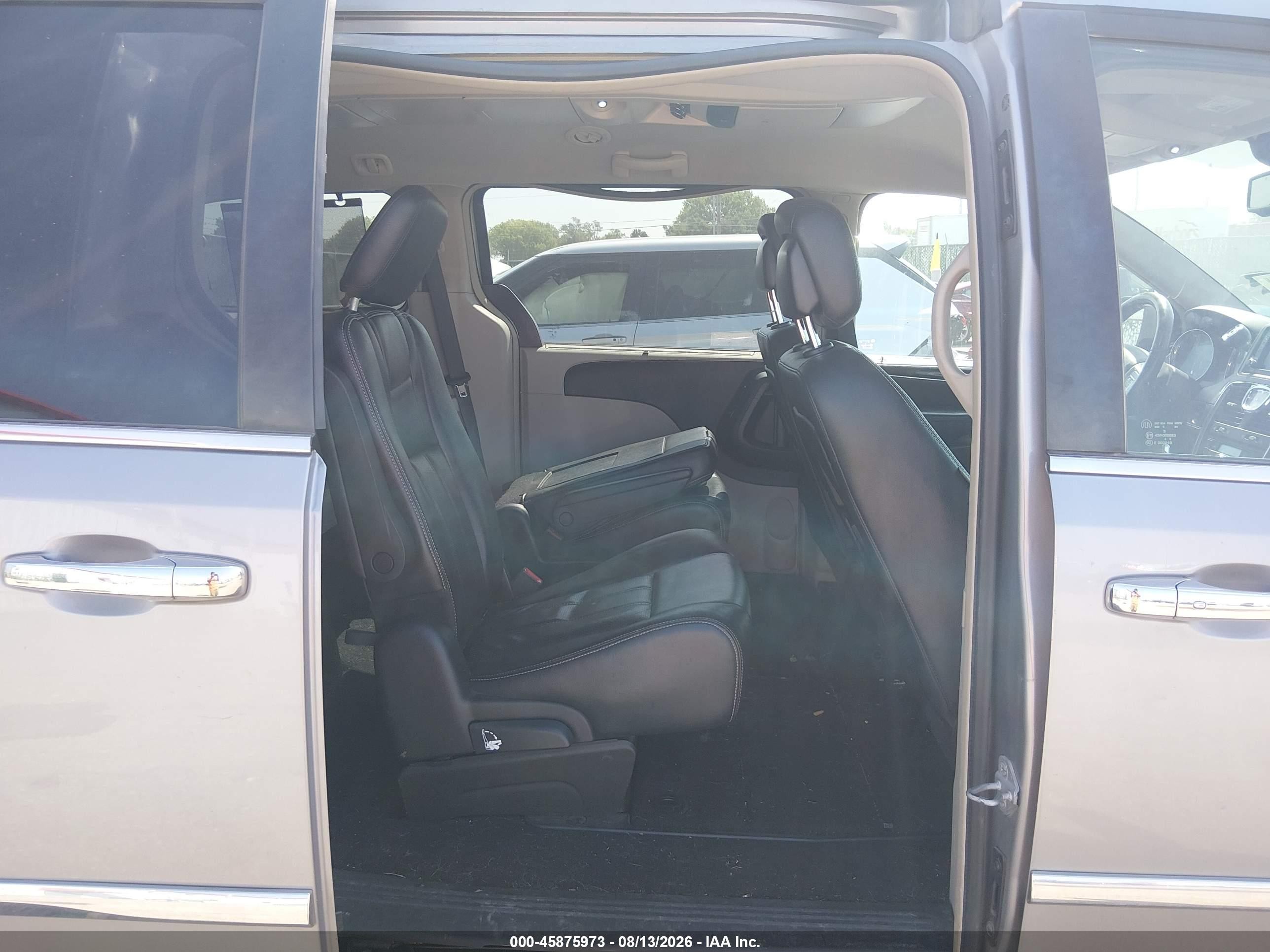 2015 Chrysler Town & Country Touring-l Серебряный vin: 2C4RC1CG5FR602808