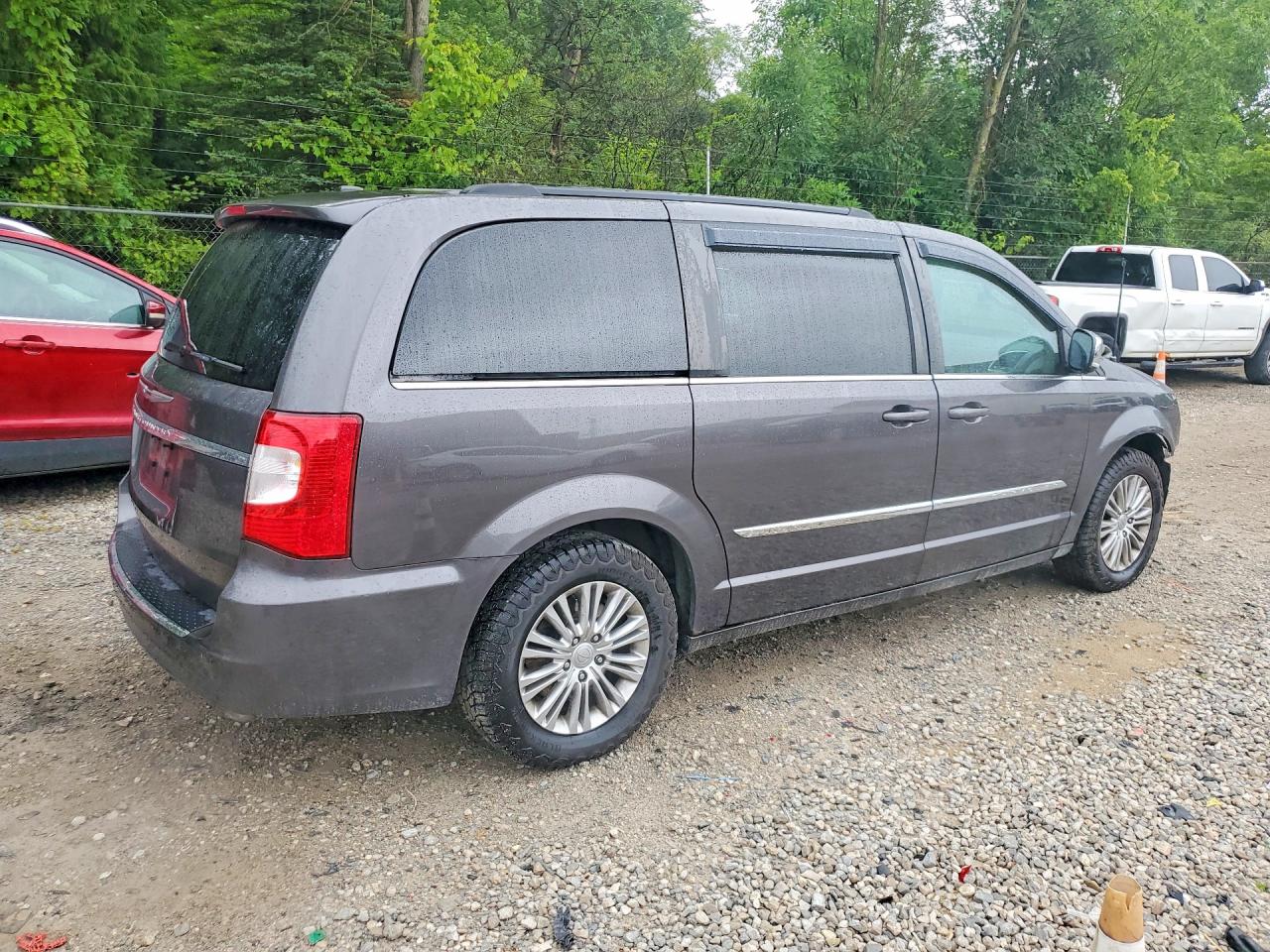 2015 Chrysler Town & Country Touring L Black vin: 2C4RC1CG5FR617843
