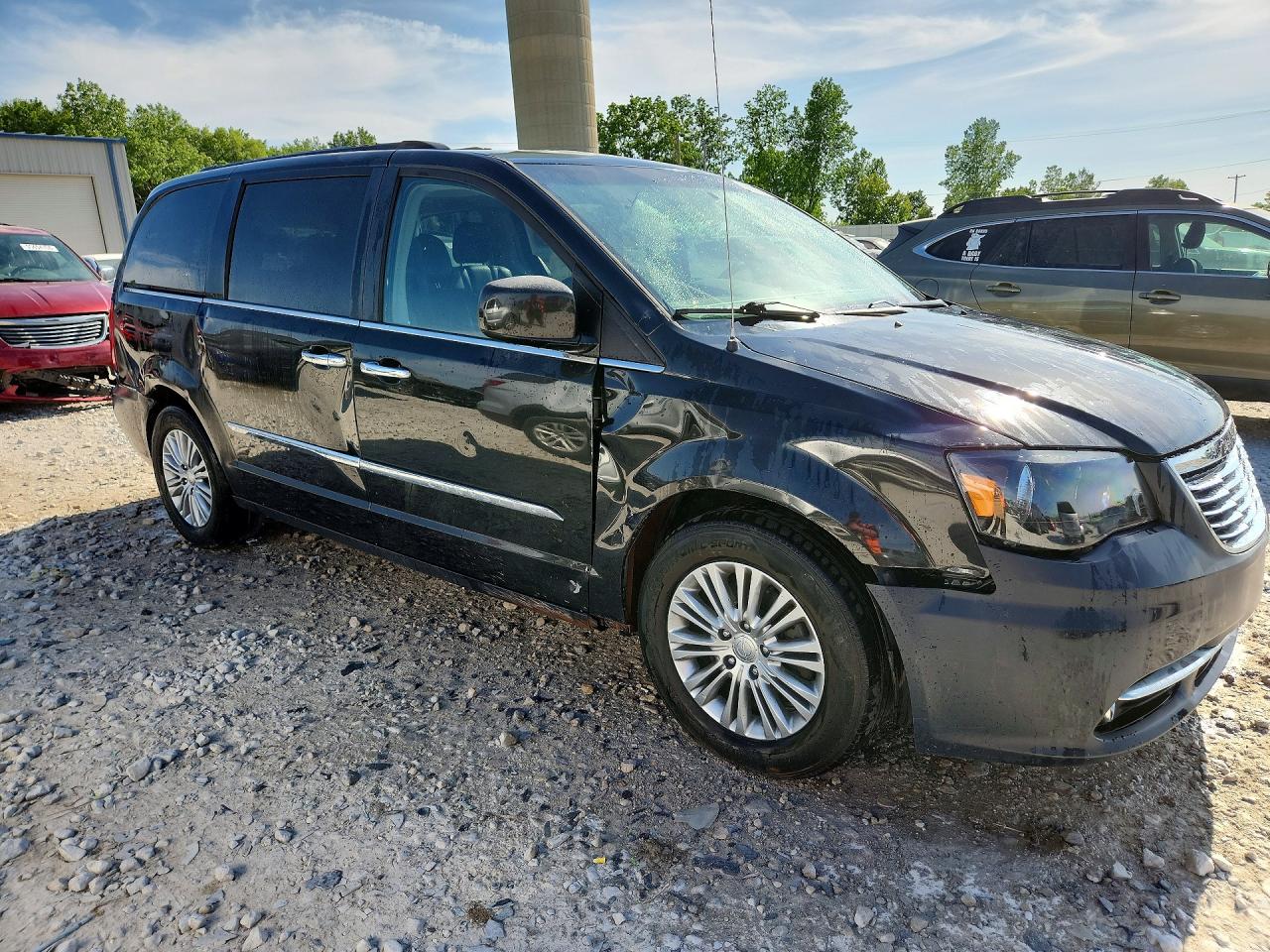 2016 Chrysler Town & Country Touring L Black vin: 2C4RC1CG5GR285422