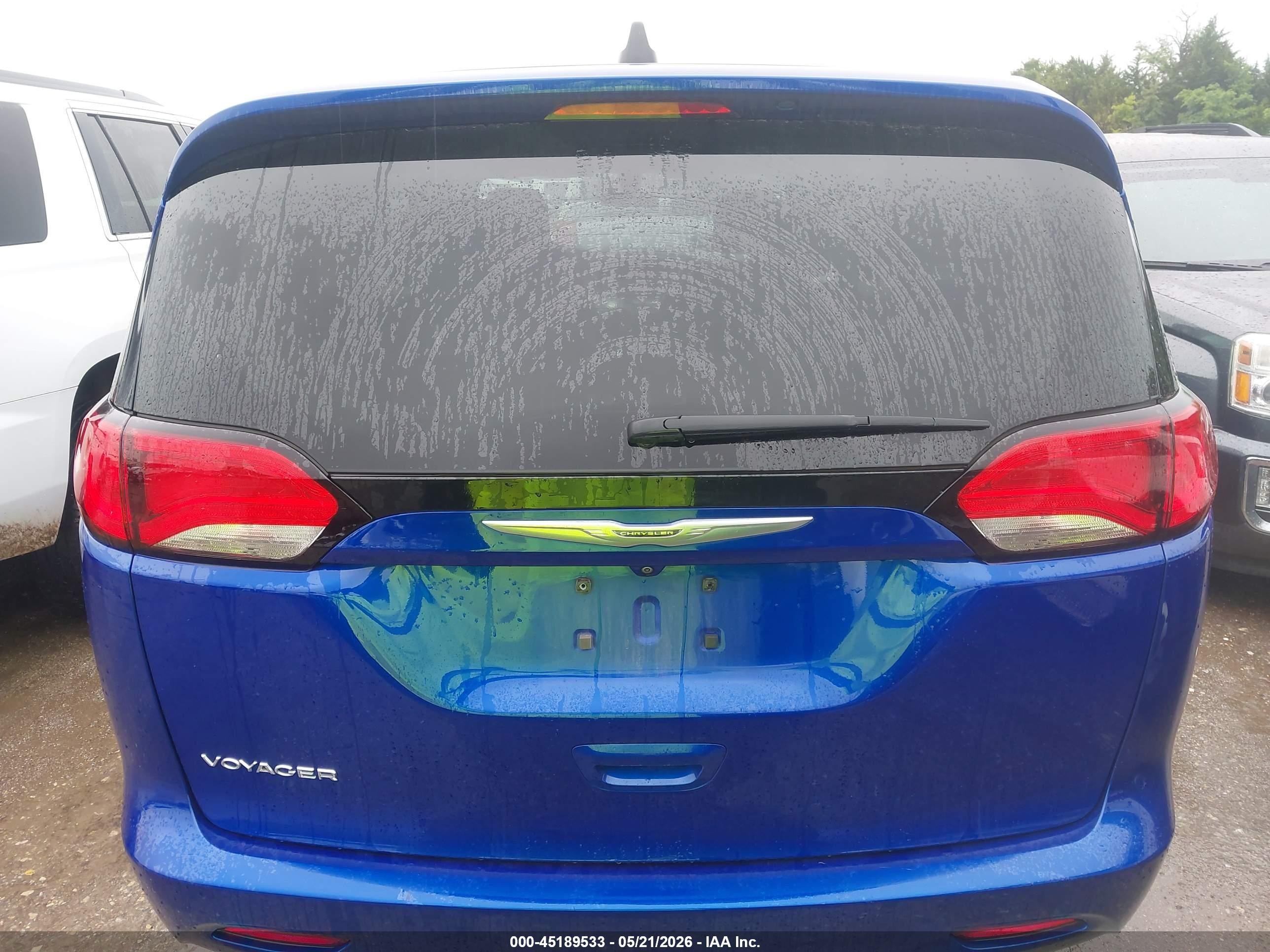 2021 Chrysler Voyager Lx Blue vin: 2C4RC1CG5MR568494
