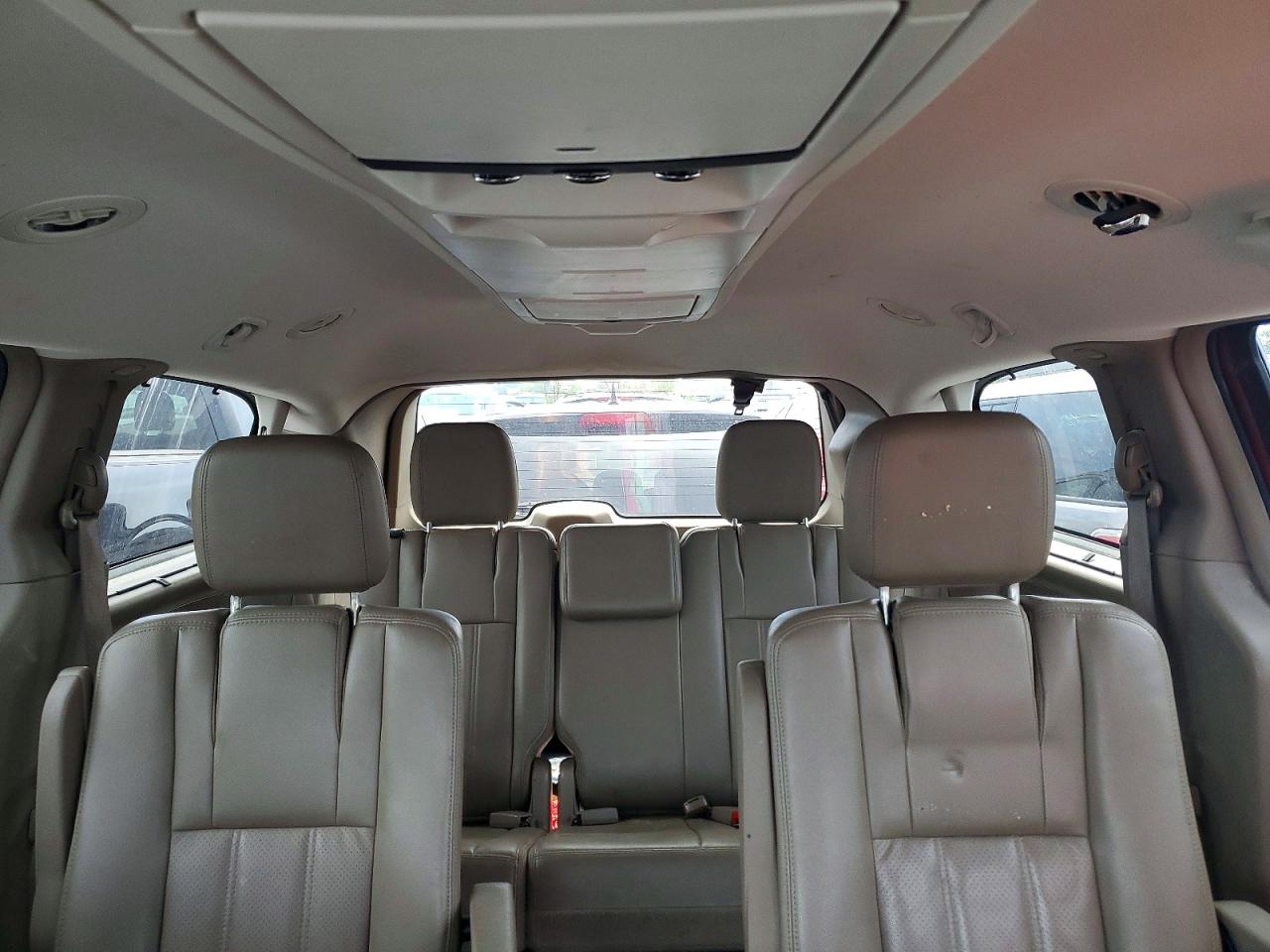 2012 Chrysler Town & Country Touring L Maroon vin: 2C4RC1CG6CR170855
