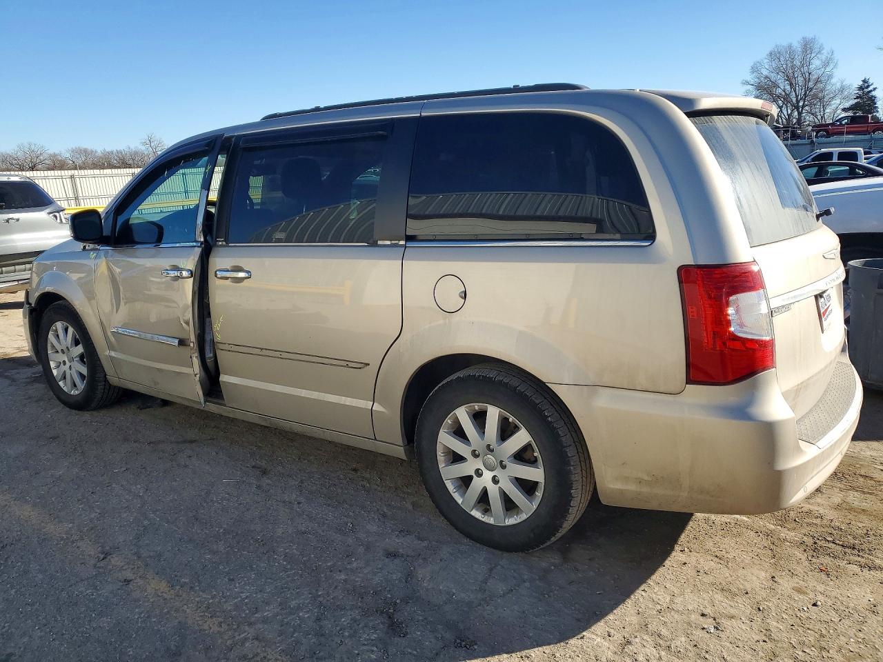 2012 Chrysler Town & Country Touring L Gold vin: 2C4RC1CG6CR237180