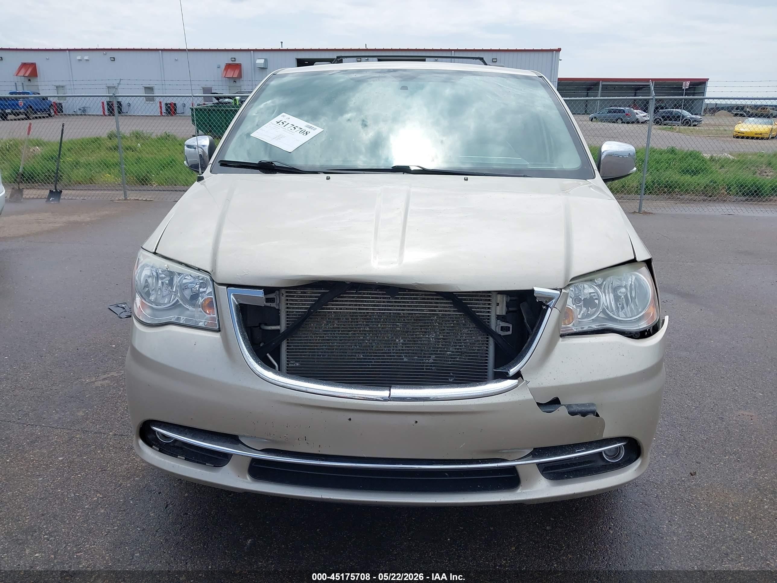 2013 Chrysler Town & Country Touring-l Gold vin: 2C4RC1CG6DR510524