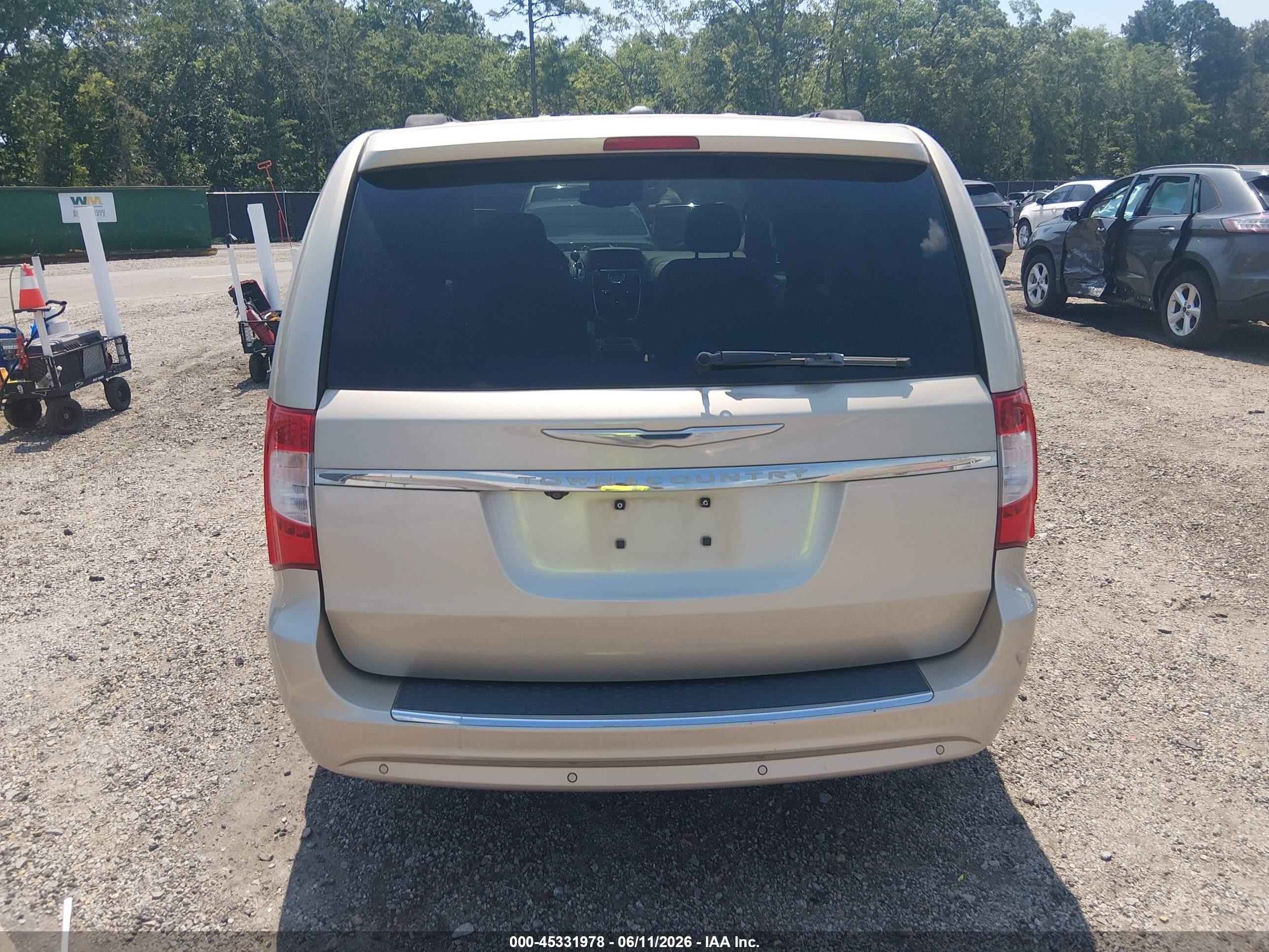 2013 Chrysler Town & Country Touring-l Tan vin: 2C4RC1CG6DR534581
