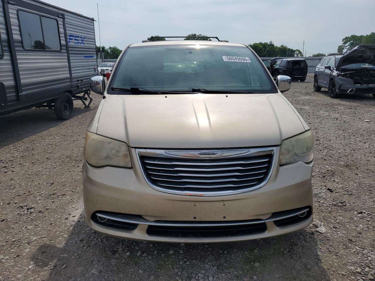 2013 Chrysler Town & Country Touring L Tan vin: 2C4RC1CG6DR537691