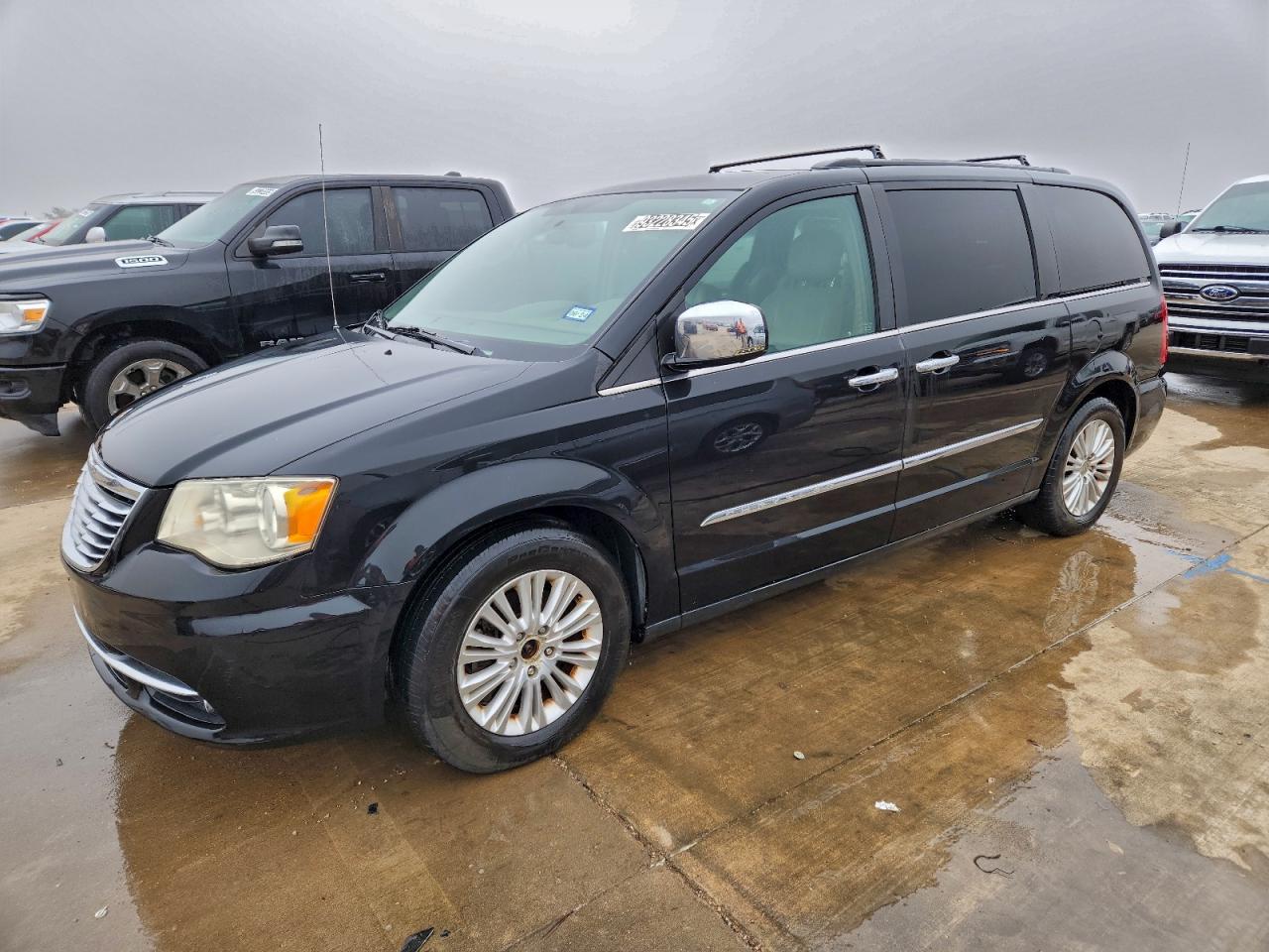 2013 Chrysler Town & Country Touring L Black vin: 2C4RC1CG6DR548402