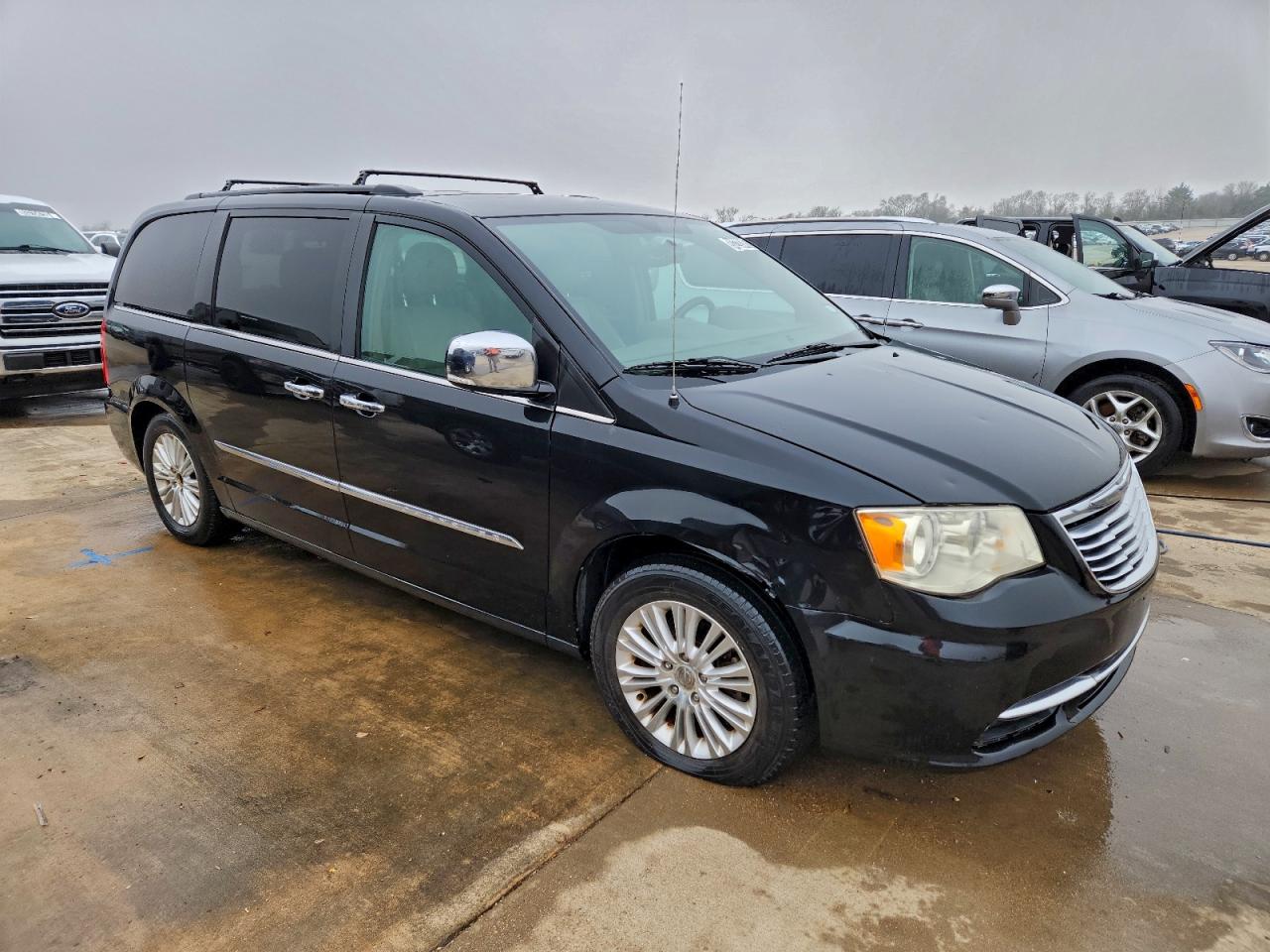 2013 Chrysler Town & Country Touring L Black vin: 2C4RC1CG6DR548402