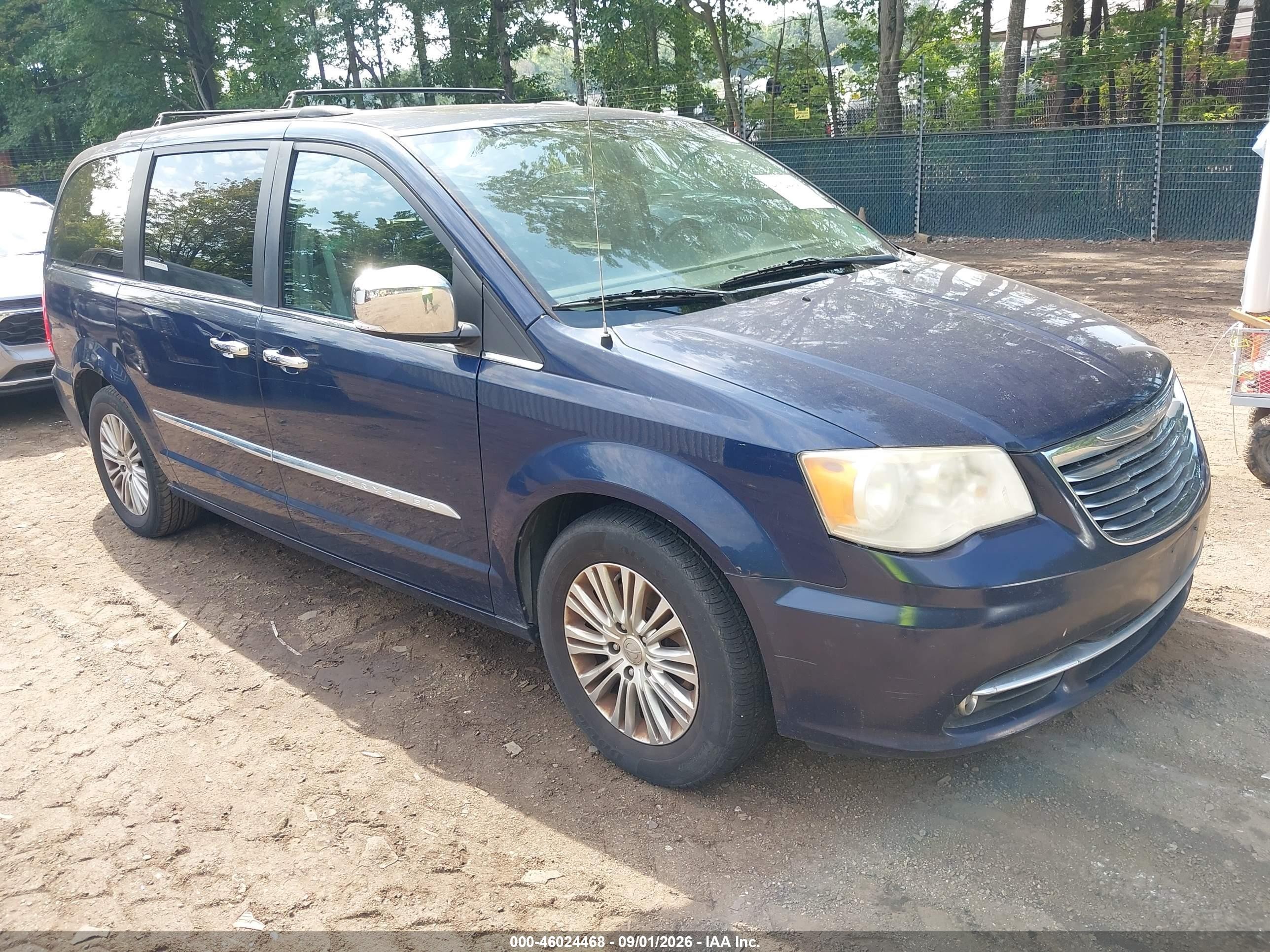 2013 Chrysler Town & Country Touring-l Dark Blue vin: 2C4RC1CG6DR558413