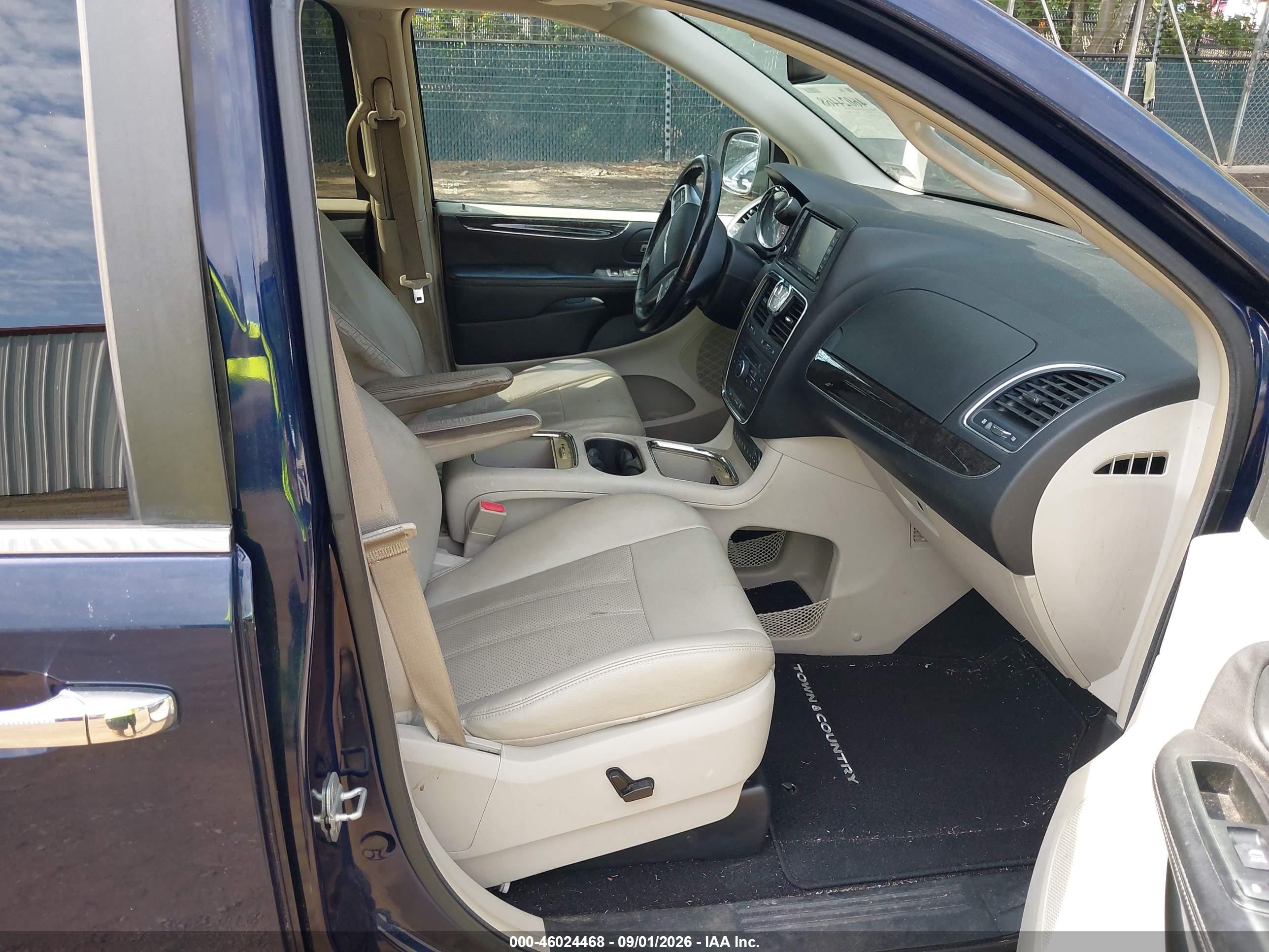 2013 Chrysler Town & Country Touring-l Dark Blue vin: 2C4RC1CG6DR558413
