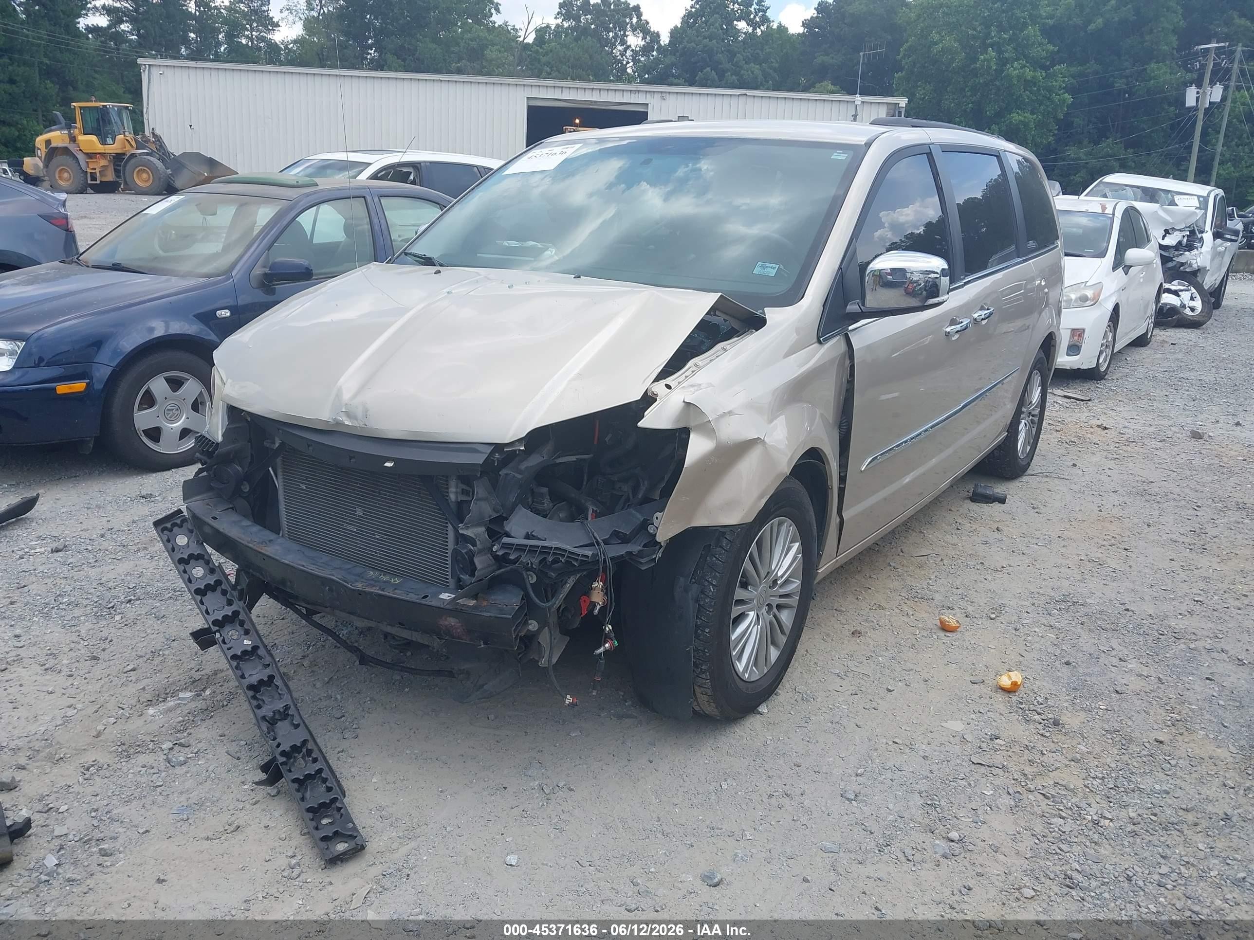 2013 Chrysler Town & Country Touring-l Gold vin: 2C4RC1CG6DR712232