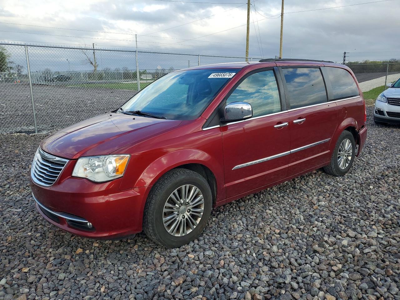 2013 Chrysler Town & Country Touring L Red vin: 2C4RC1CG6DR808748