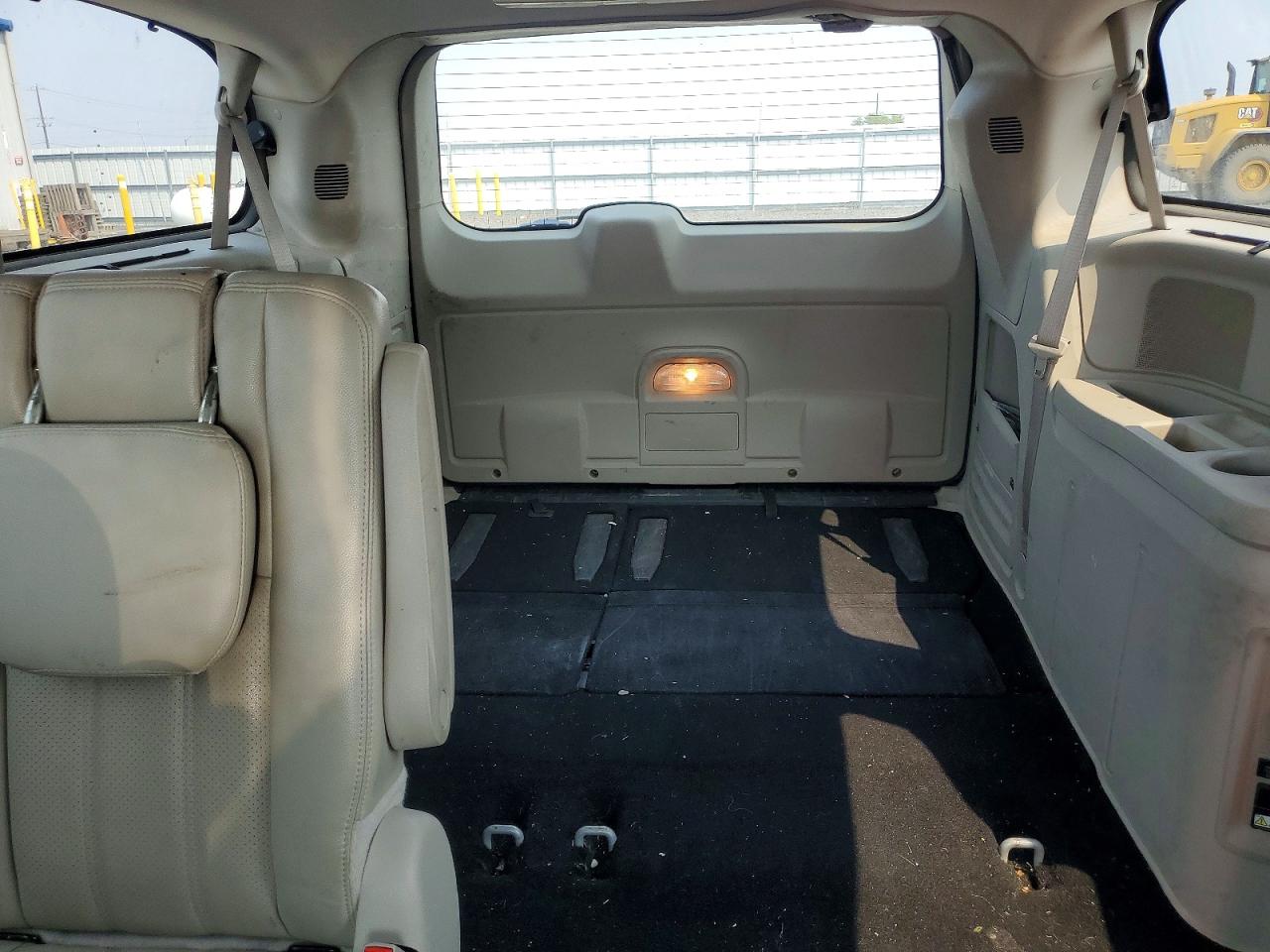 2013 Chrysler Town & Country Touring L Серебряный vin: 2C4RC1CG6DR818373
