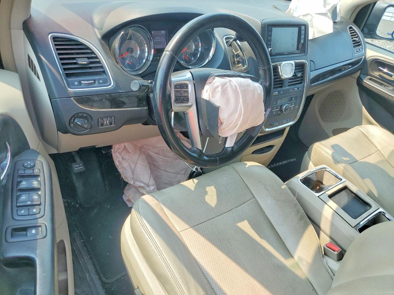 2013 Chrysler Town & Country Touring L Серебряный vin: 2C4RC1CG6DR818373