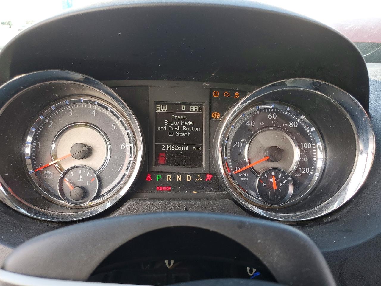 2014 Chrysler Town & Country Touring L Red vin: 2C4RC1CG6ER108813