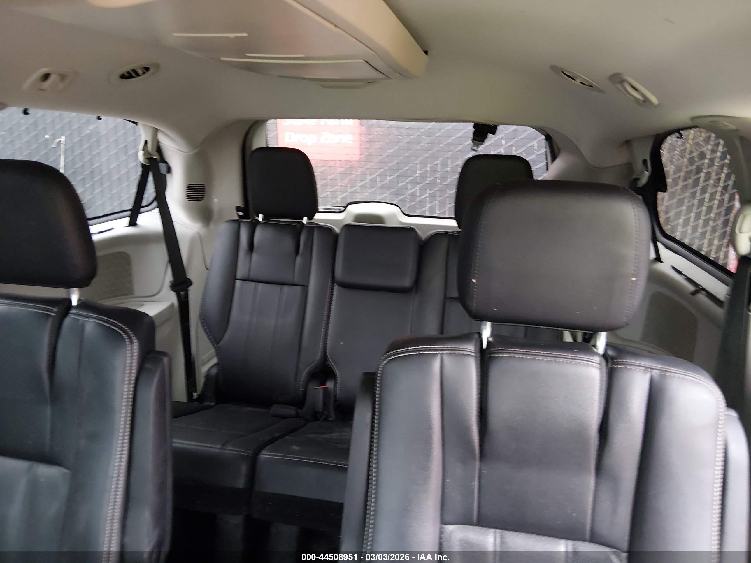 2014 Chrysler Town & Country Touring-l Dark Blue vin: 2C4RC1CG6ER116099