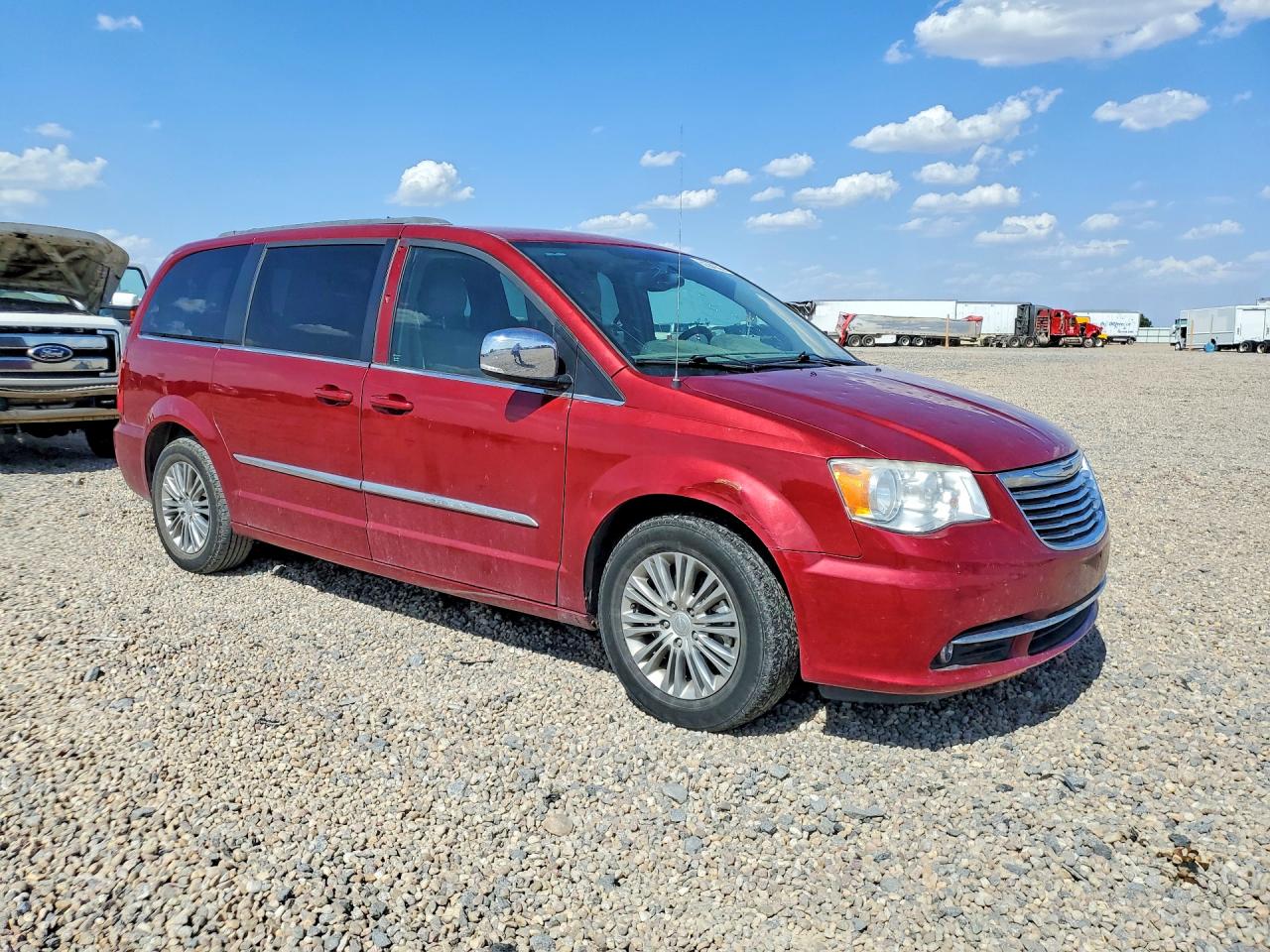 2014 Chrysler Town & Country Touring L Maroon vin: 2C4RC1CG6ER461651
