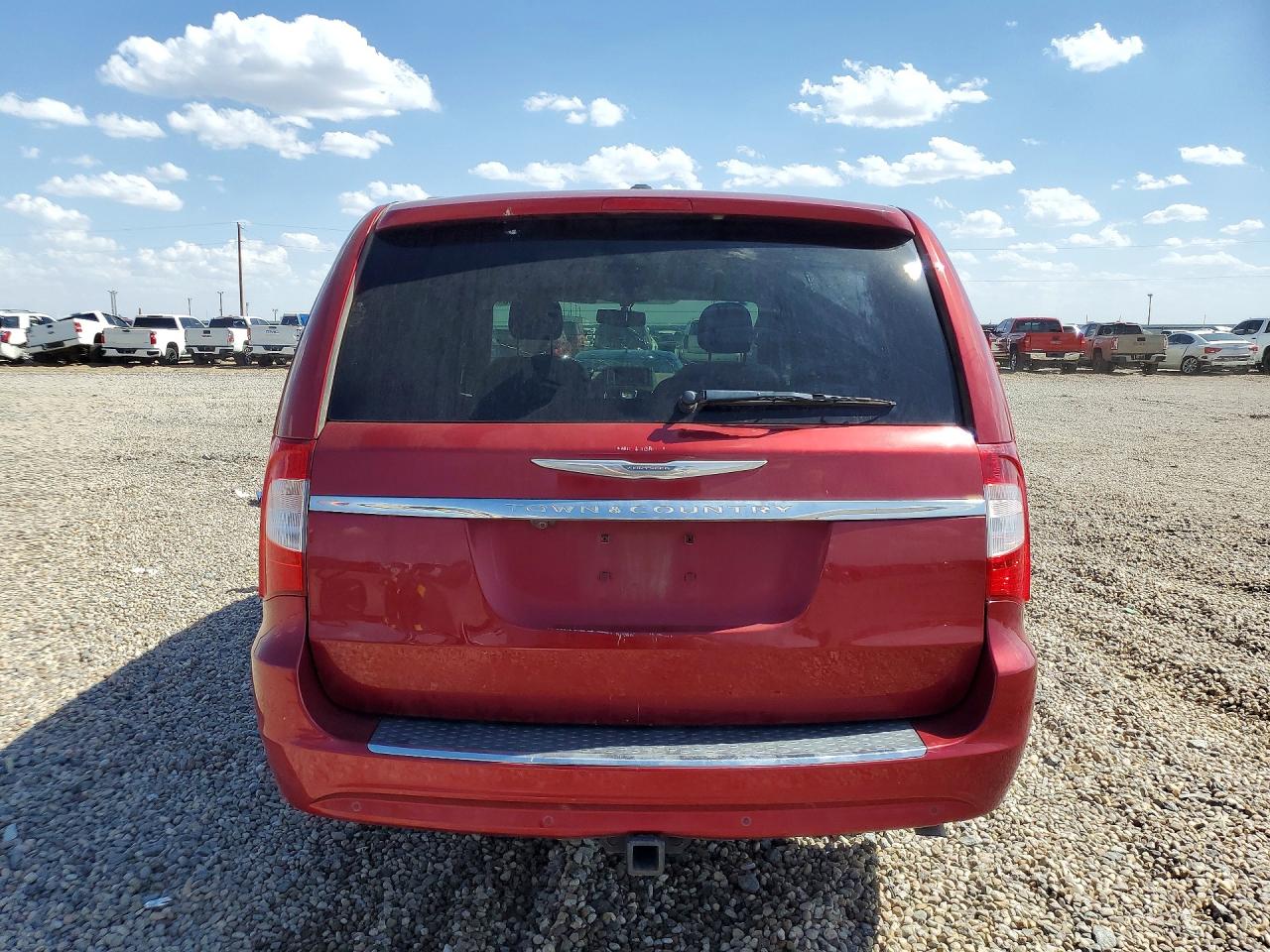2014 Chrysler Town & Country Touring L Maroon vin: 2C4RC1CG6ER461651