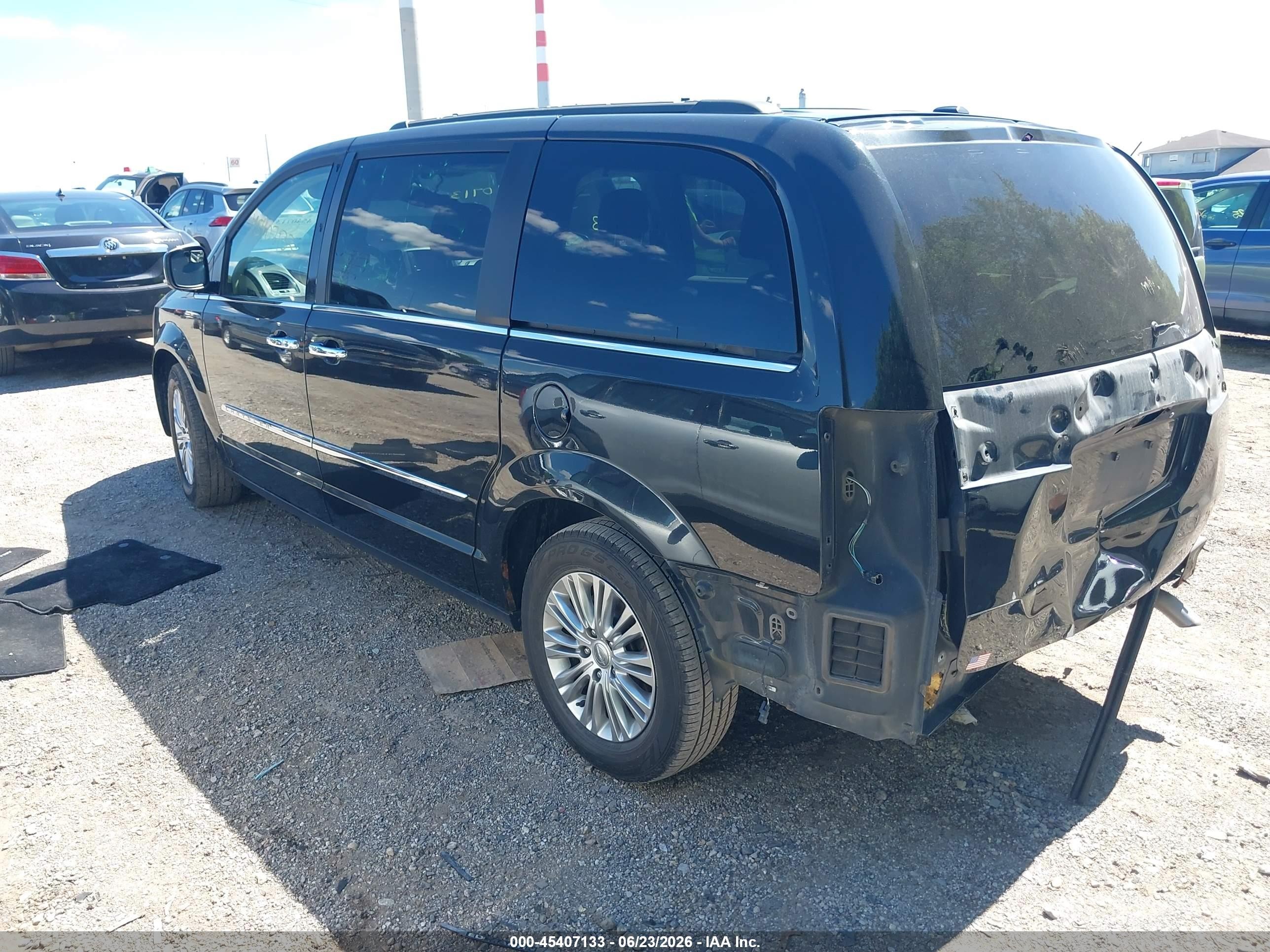 2015 Chrysler Town & Country Touring-l Black vin: 2C4RC1CG6FR525544