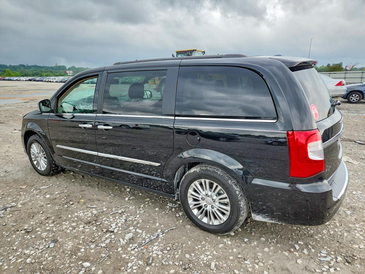 2015 Chrysler Town & Country Touring L Черный vin: 2C4RC1CG6FR563209