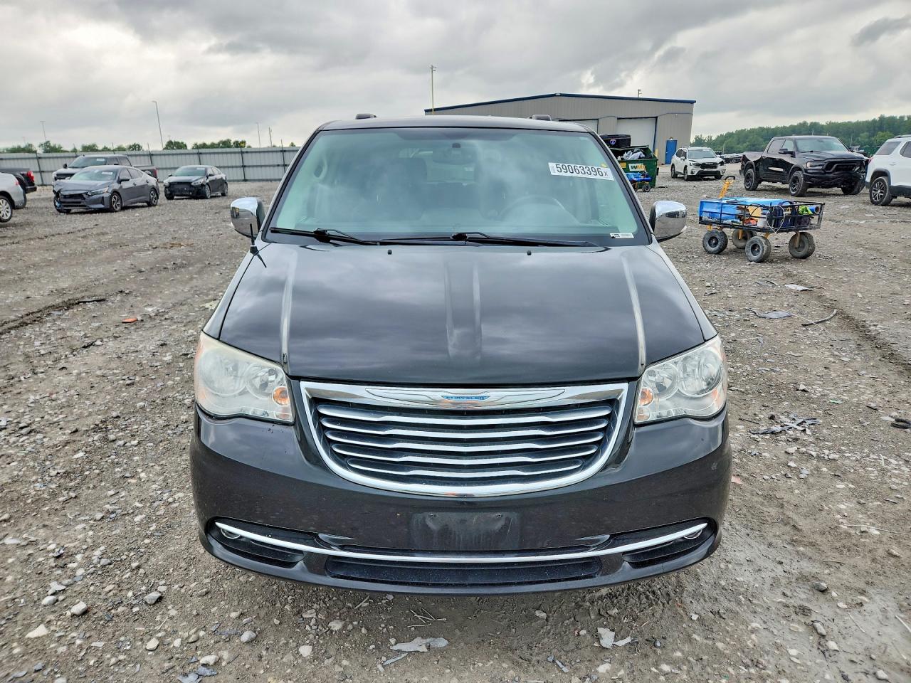2015 Chrysler Town & Country Touring L Черный vin: 2C4RC1CG6FR563209