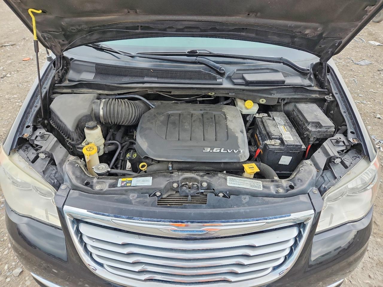 2015 Chrysler Town & Country Touring L Черный vin: 2C4RC1CG6FR563209