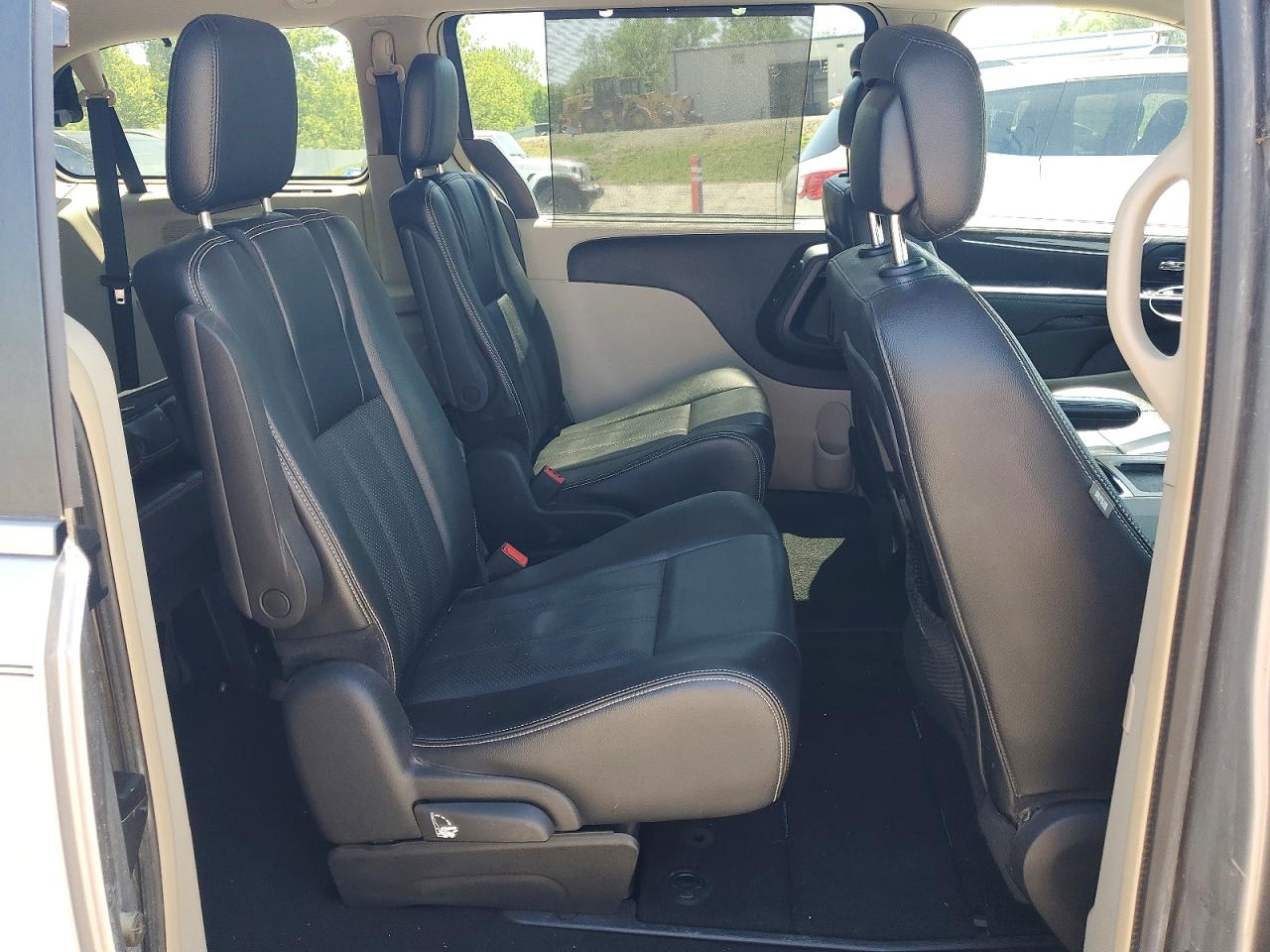 2015 Chrysler Town & Country Touring L Gray vin: 2C4RC1CG6FR577630