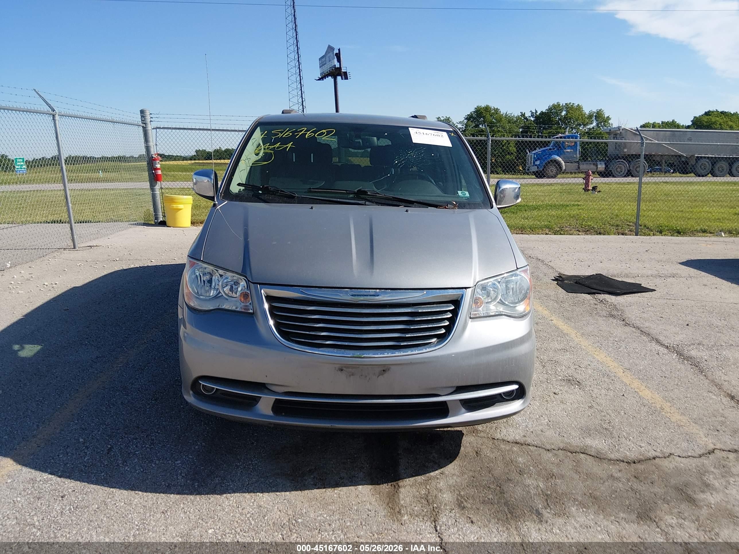 2015 Chrysler Town & Country Touring-l Silver vin: 2C4RC1CG6FR602770
