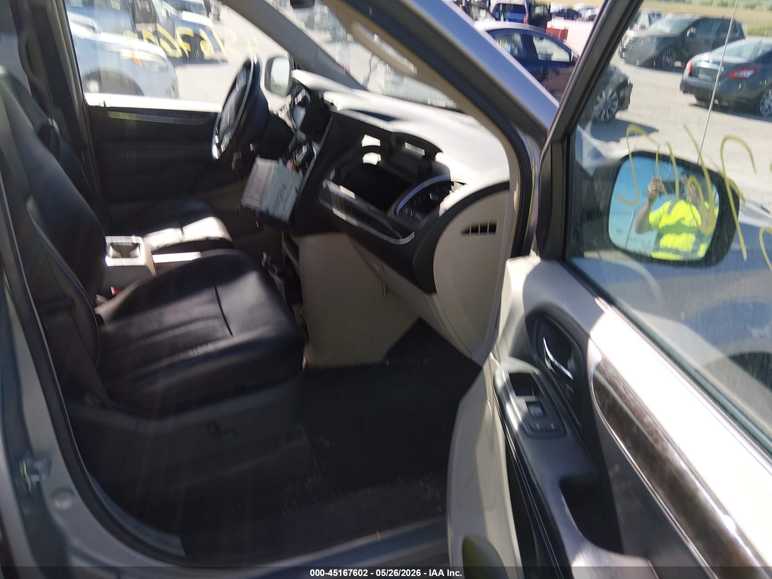 2015 Chrysler Town & Country Touring-l Silver vin: 2C4RC1CG6FR602770