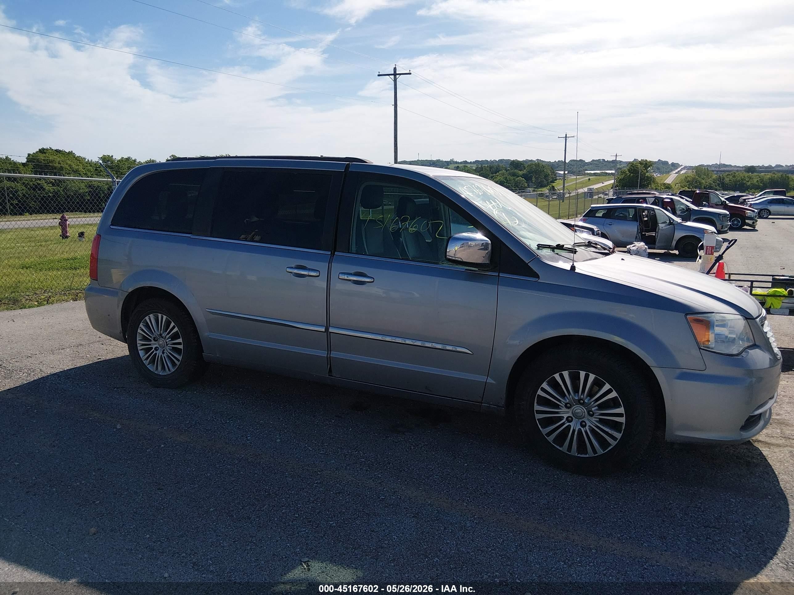 2015 Chrysler Town & Country Touring-l Silver vin: 2C4RC1CG6FR602770