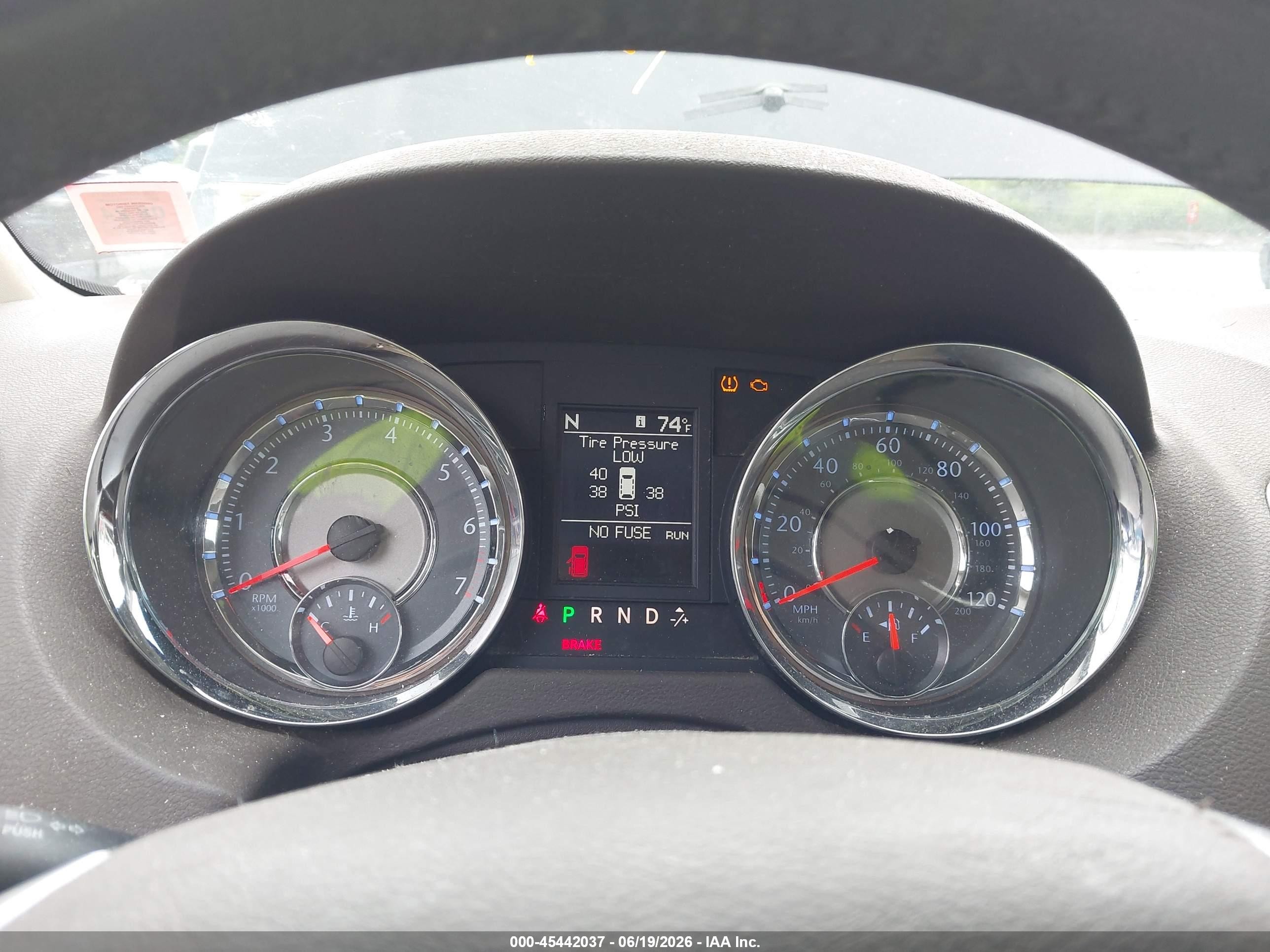 2012 Chrysler Town & Country Touring-l Черный vin: 2C4RC1CG7CR162229