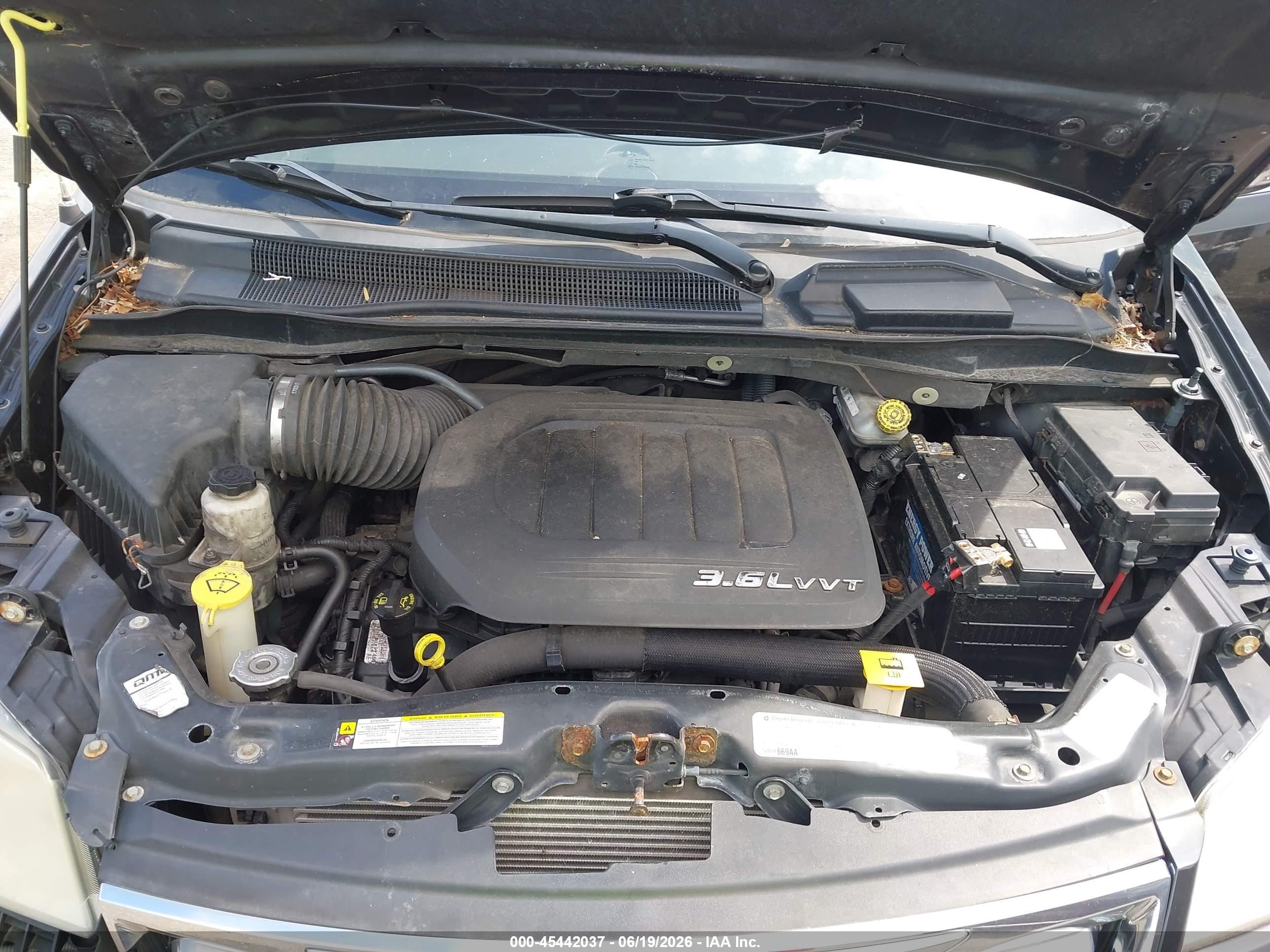 2012 Chrysler Town & Country Touring-l Черный vin: 2C4RC1CG7CR162229