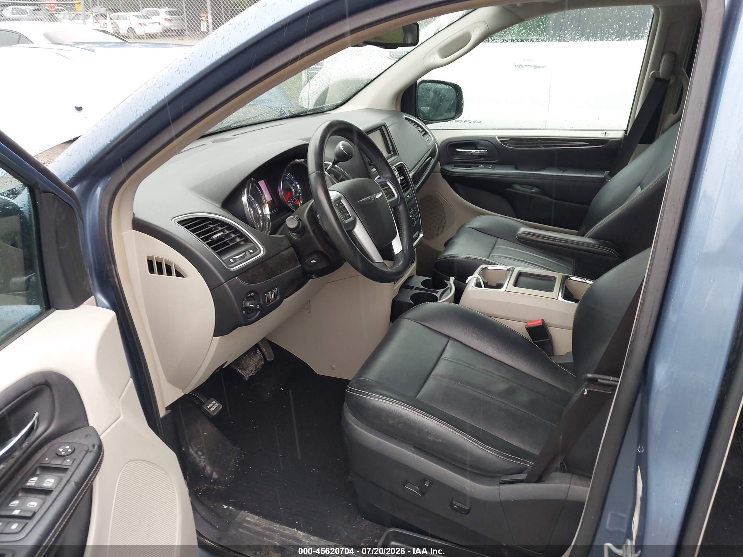 2012 Chrysler Town & Country Touring-l Blue vin: 2C4RC1CG7CR170931