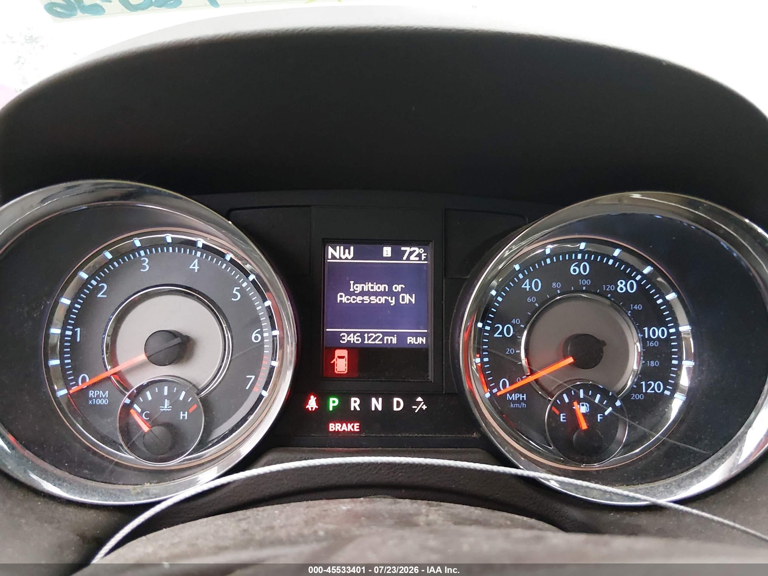 2012 Chrysler Town & Country Touring-l White vin: 2C4RC1CG7CR232974
