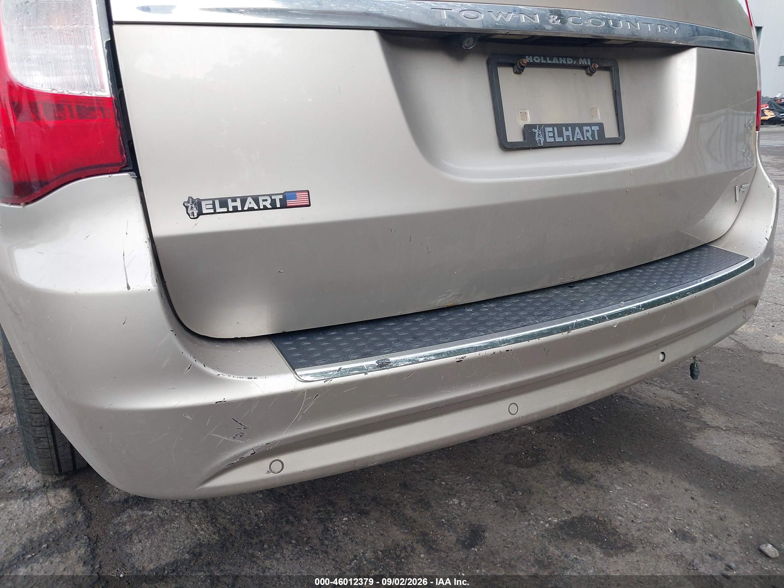 2012 Chrysler Town & Country Touring-l Beige vin: 2C4RC1CG7CR267028