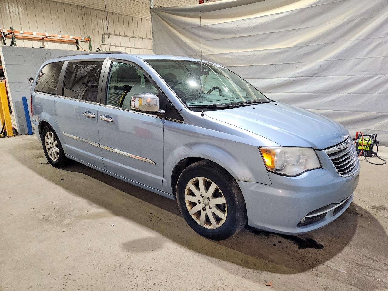 2012 Chrysler Town & Country Touring L Blue vin: 2C4RC1CG7CR414500