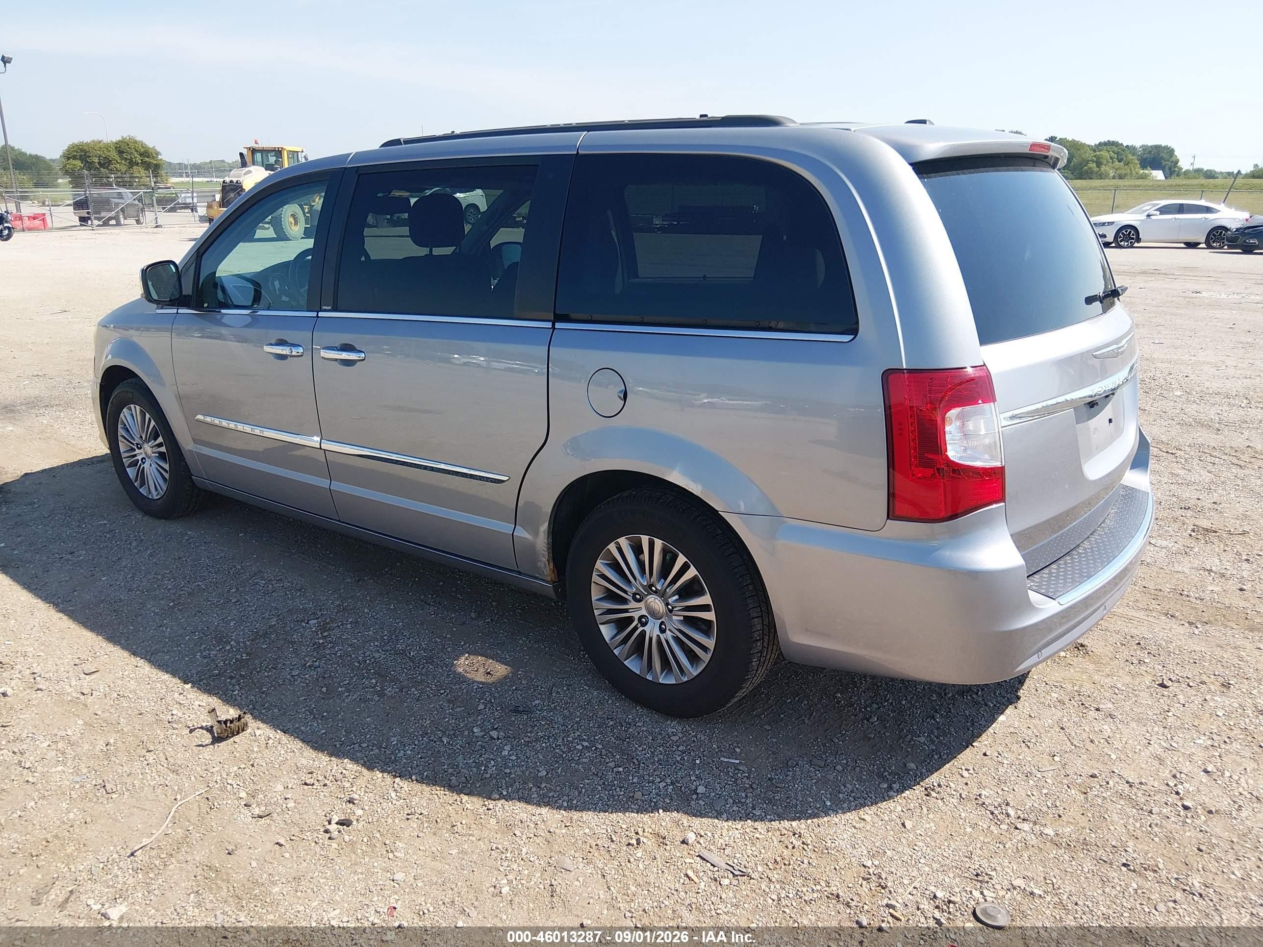 2013 Chrysler Town & Country Touring-l Silver vin: 2C4RC1CG7DR753632
