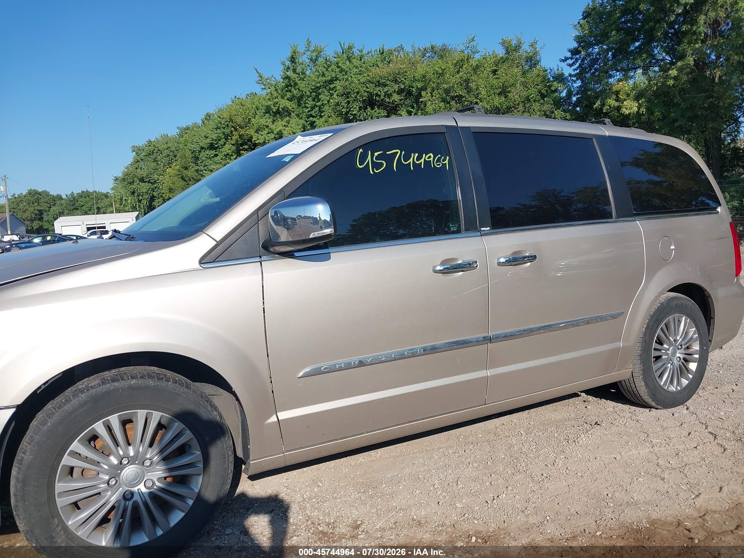 2013 Chrysler Town & Country Touring-l Gold vin: 2C4RC1CG7DR797727