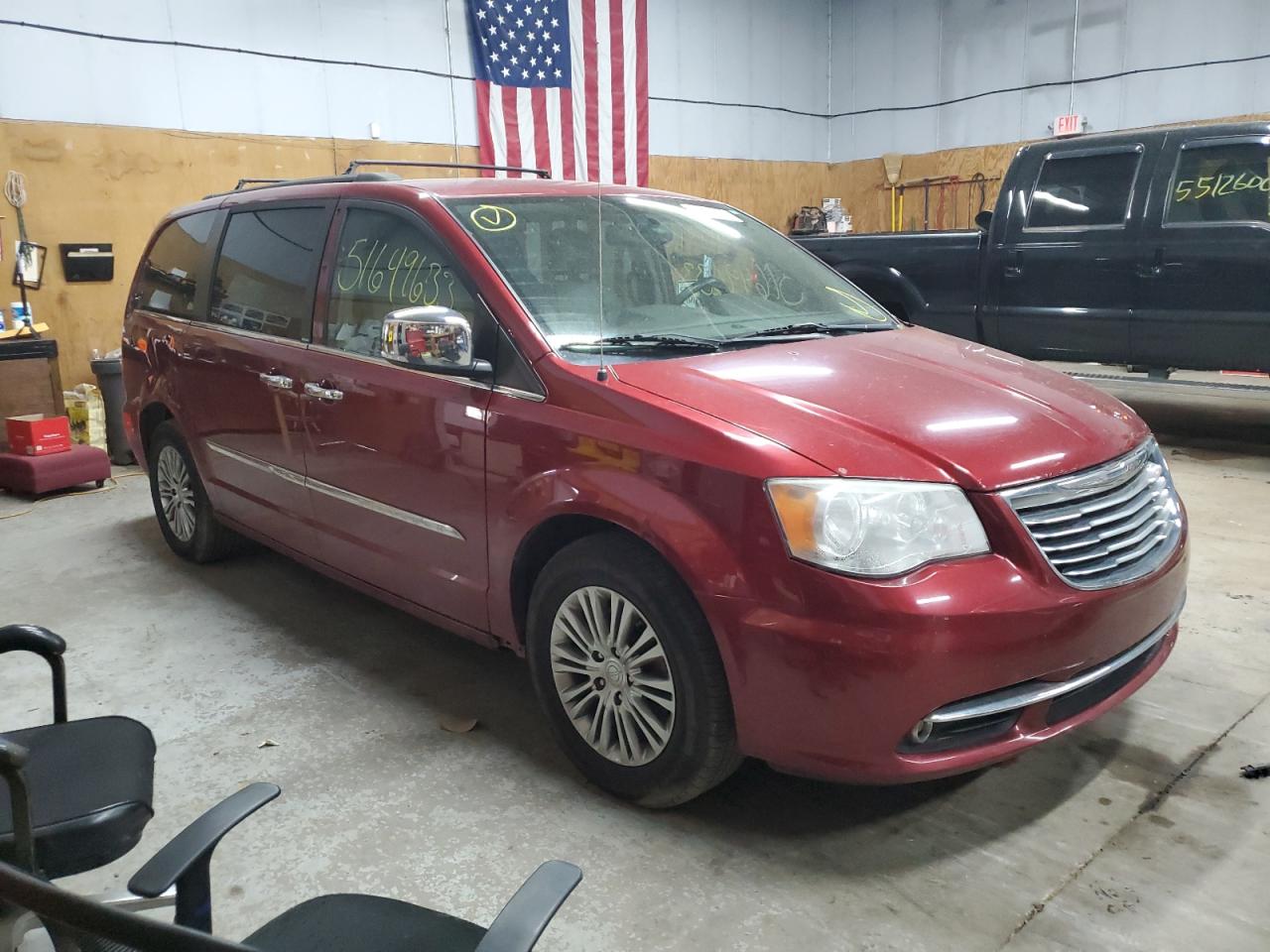 2014 Chrysler Town & Country Touring L Красный vin: 2C4RC1CG7ER169748