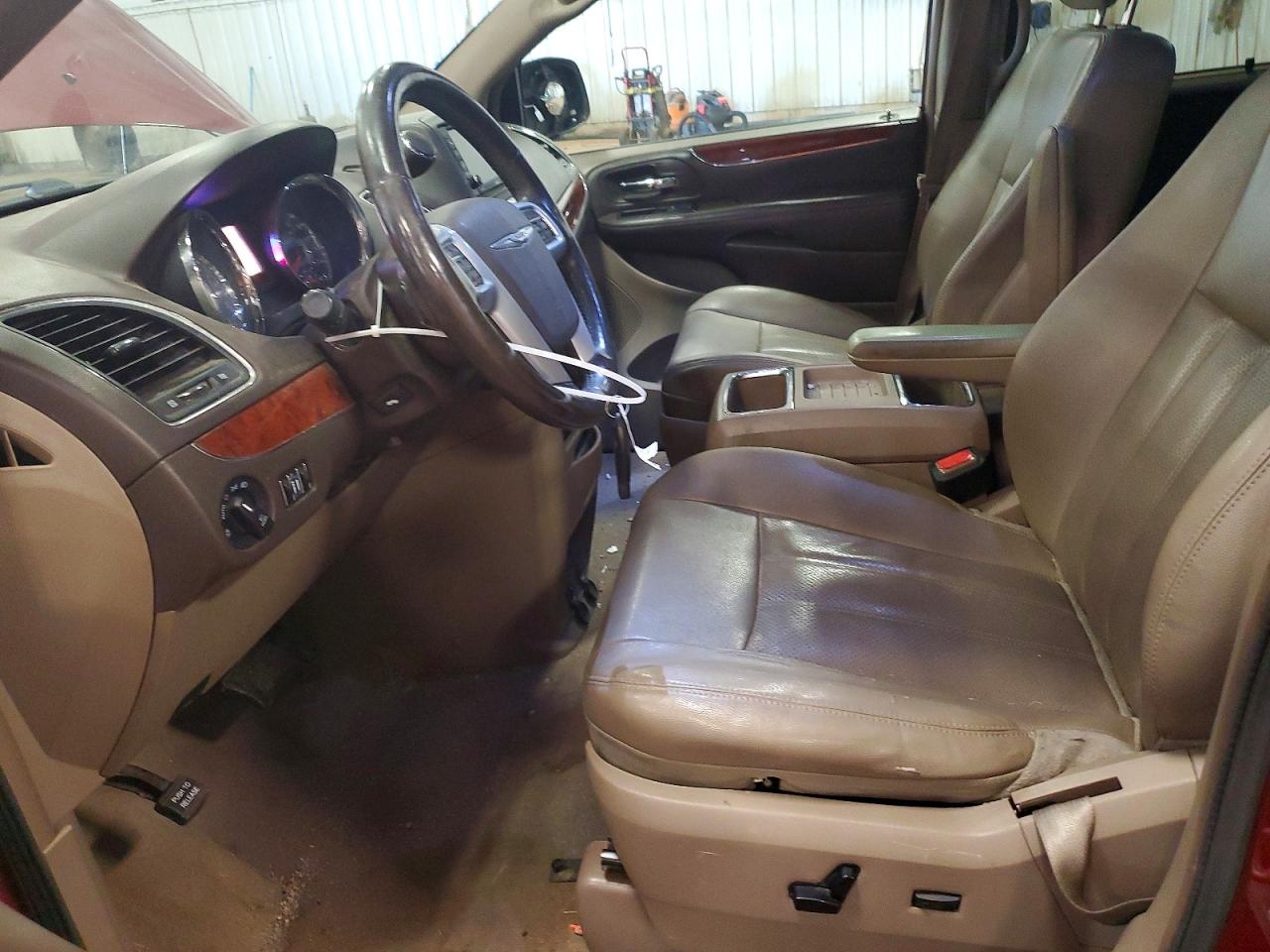 2014 Chrysler Town & Country Touring L Красный vin: 2C4RC1CG7ER169748
