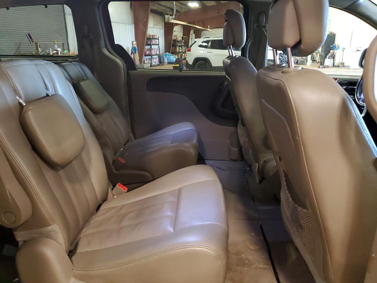 2014 Chrysler Town & Country Touring L Красный vin: 2C4RC1CG7ER169748