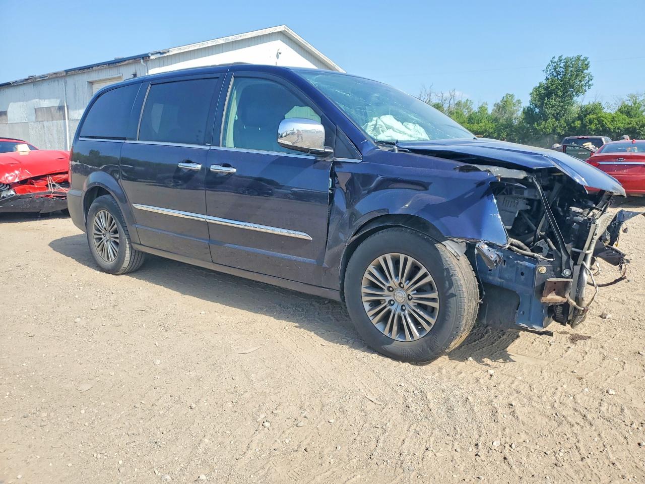 2014 Chrysler Town & Country Touring L Blue vin: 2C4RC1CG7ER260857