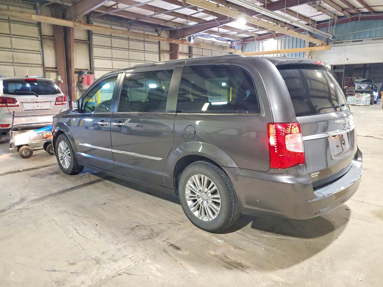2015 Chrysler Town & Country Touring L Gray vin: 2C4RC1CG7FR638807