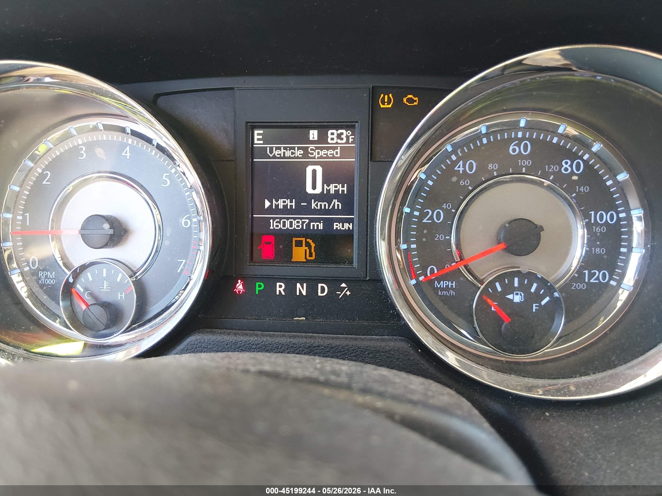 2015 Chrysler Town & Country Touring-l White vin: 2C4RC1CG7FR676795