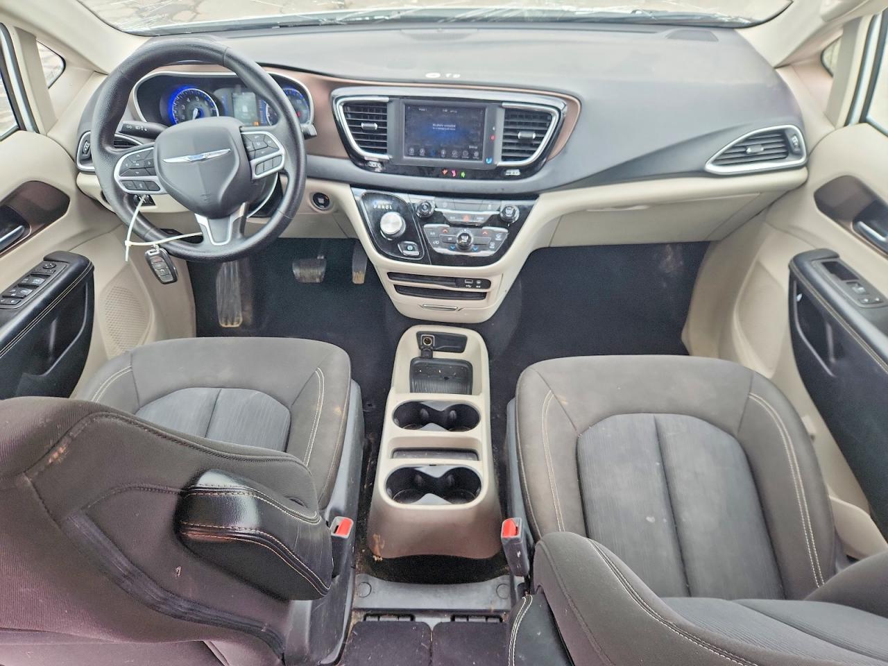 2020 Chrysler Voyager Lx White vin: 2C4RC1CG7LR237463