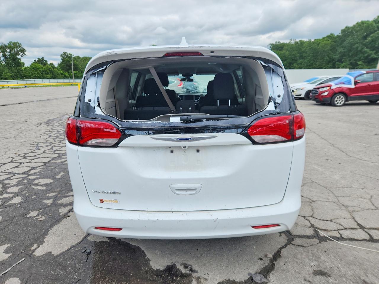 2020 Chrysler Voyager Lx White vin: 2C4RC1CG7LR237463
