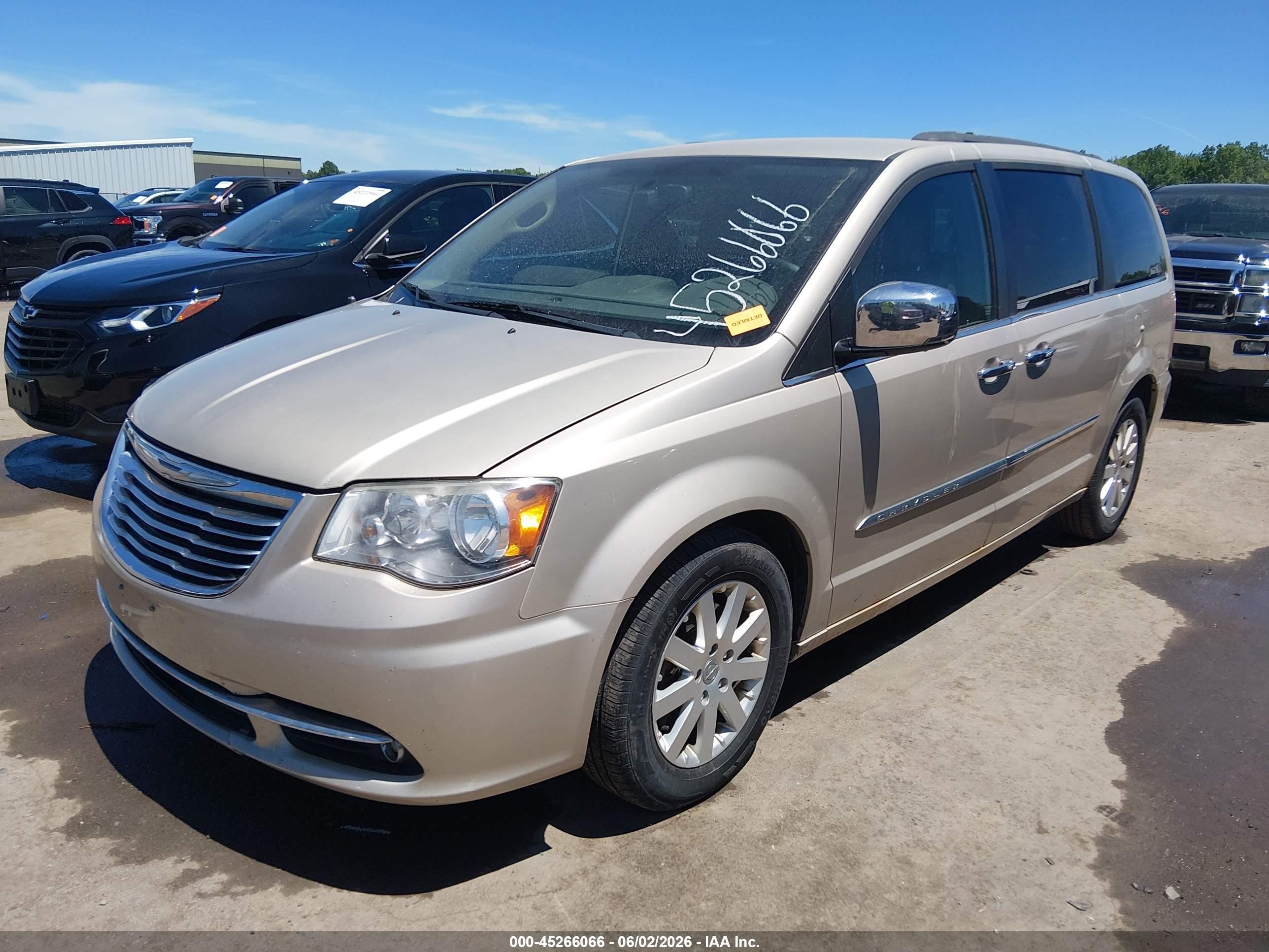 2012 Chrysler Town & Country Touring-l Желто-коричневый vin: 2C4RC1CG8CR393303