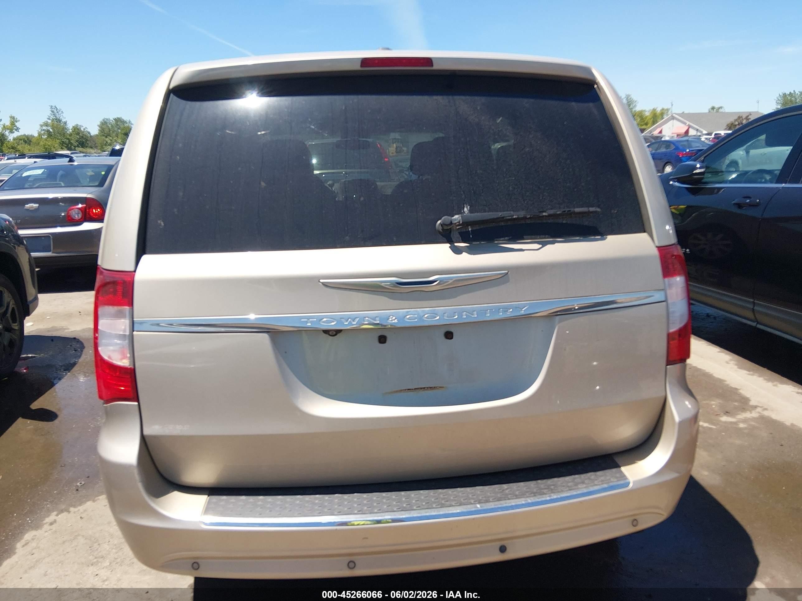 2012 Chrysler Town & Country Touring-l Желто-коричневый vin: 2C4RC1CG8CR393303