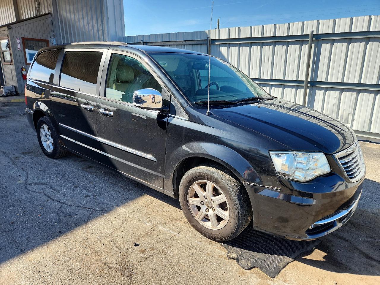2012 Chrysler Town & Country Touring L Black vin: 2C4RC1CG8CR410486